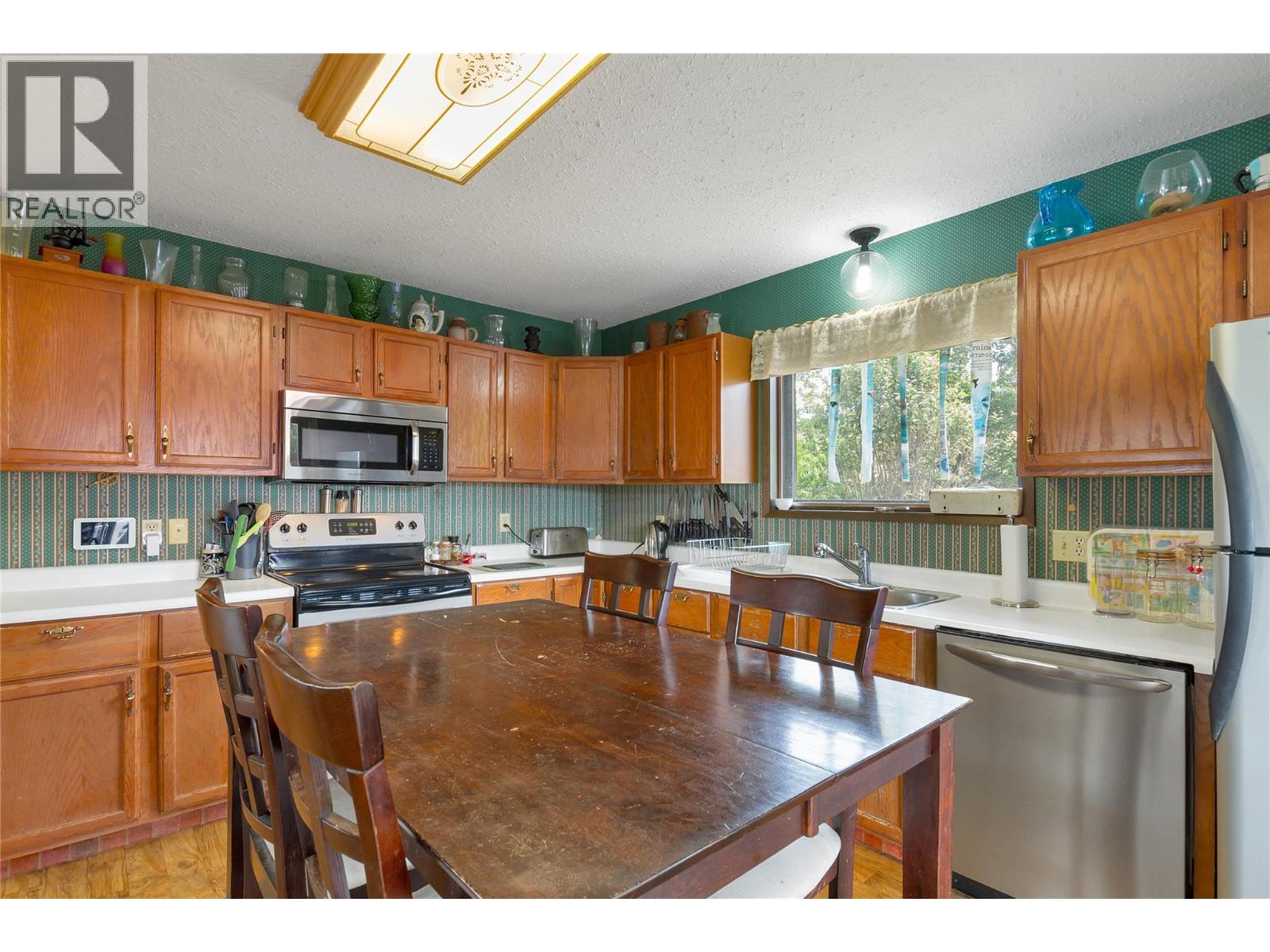 7096 Longacre Drive Property Photo 16
