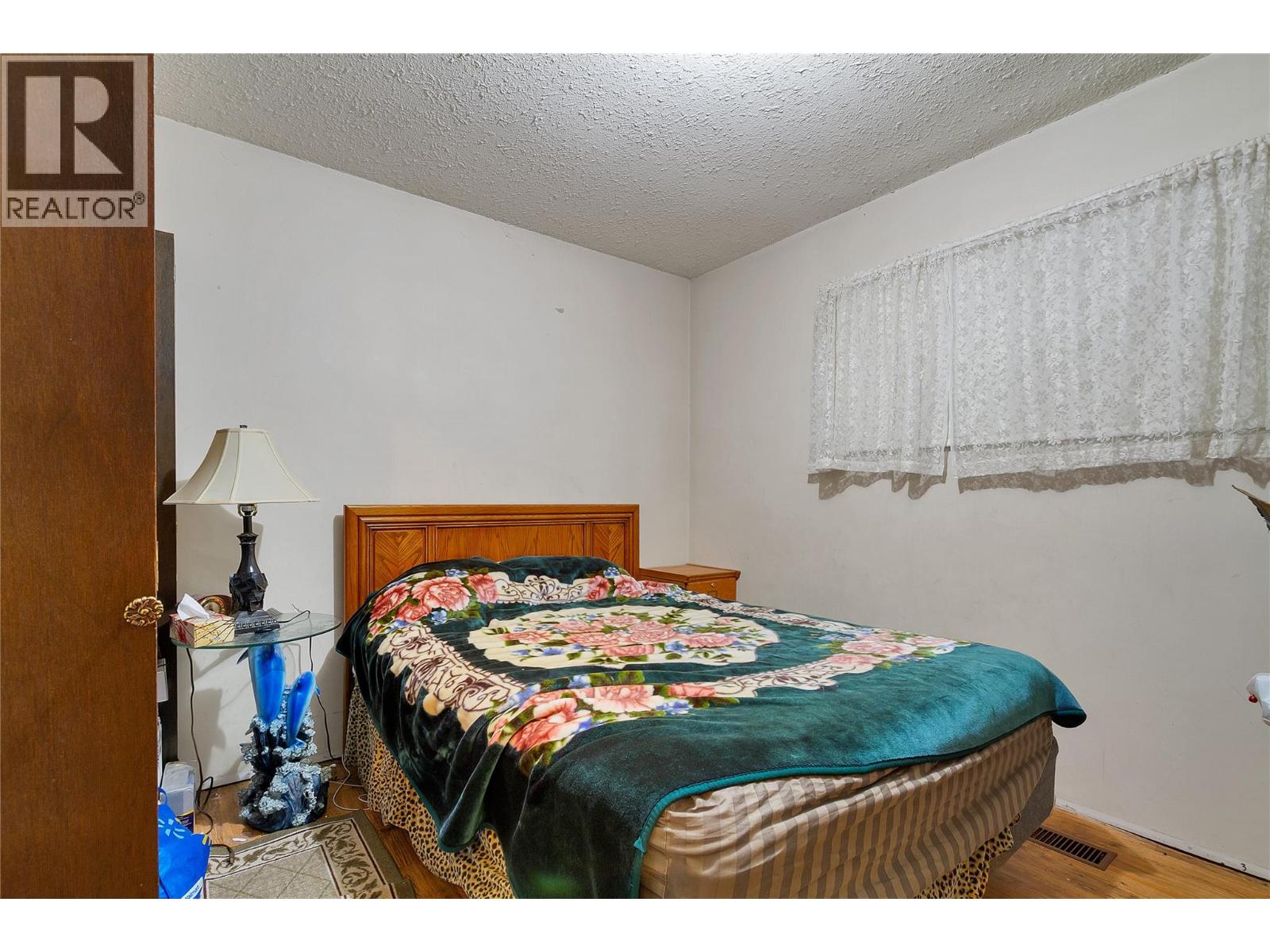 7096 Longacre Drive Property Photo 22