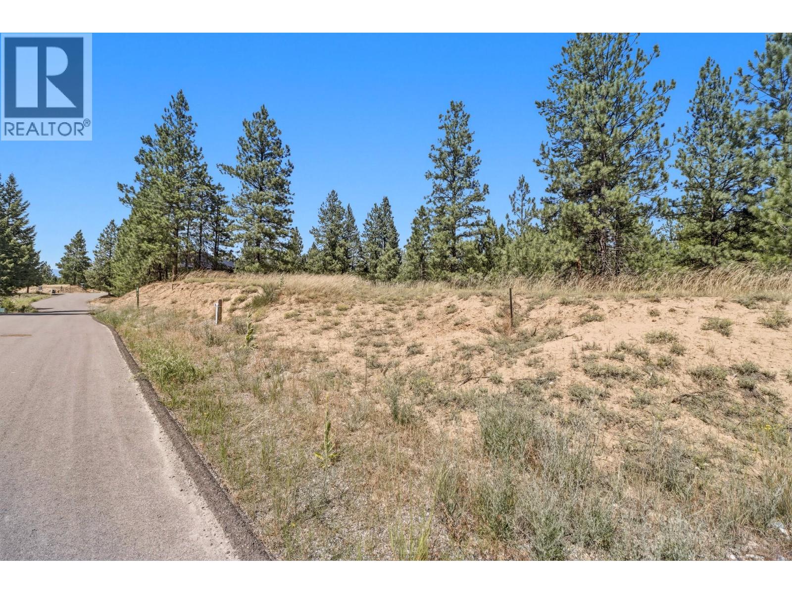 205 Corral Boulevard Property Photo 3