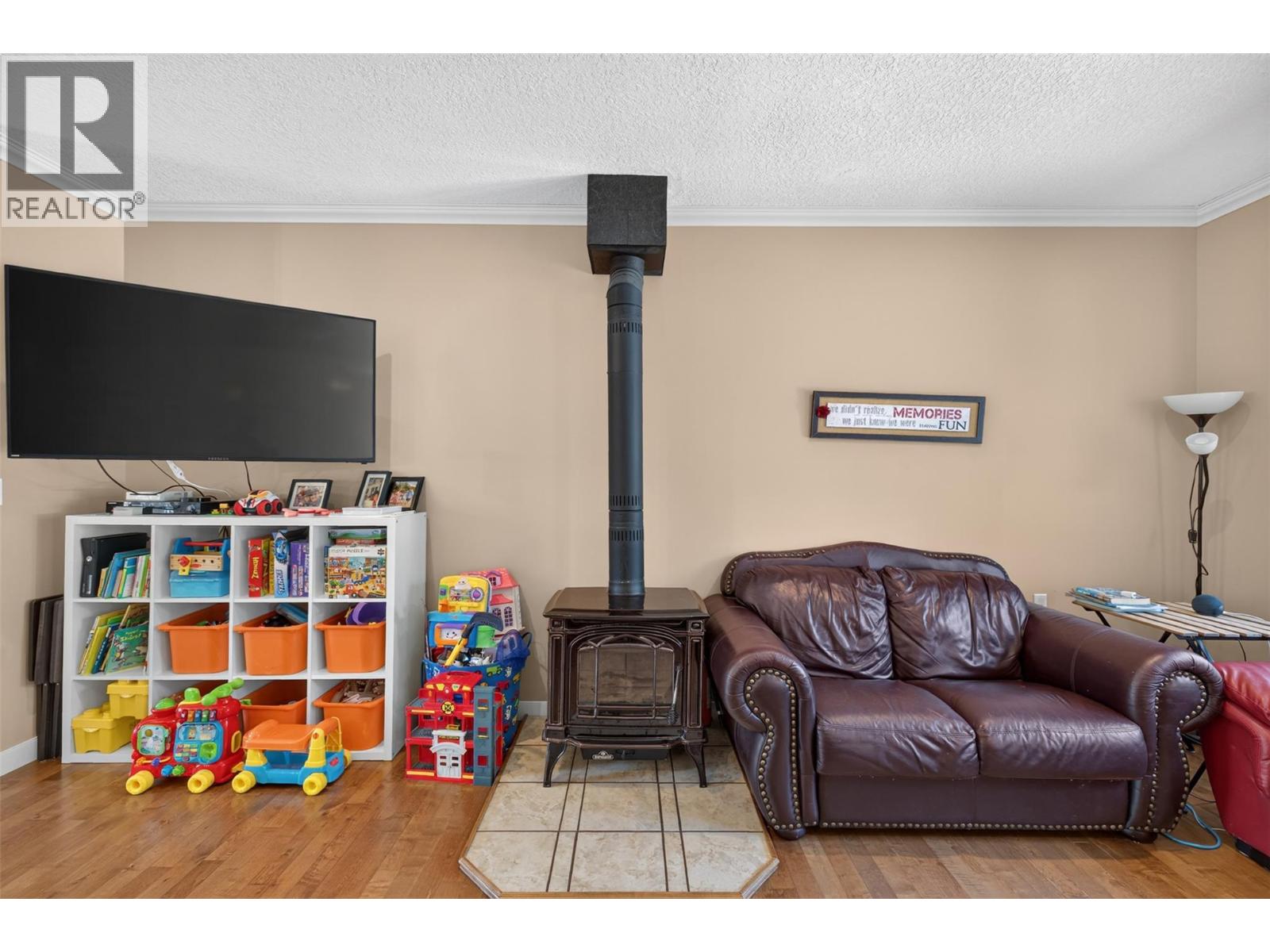 6876 Columbia Ridge Drive Property Photo 15