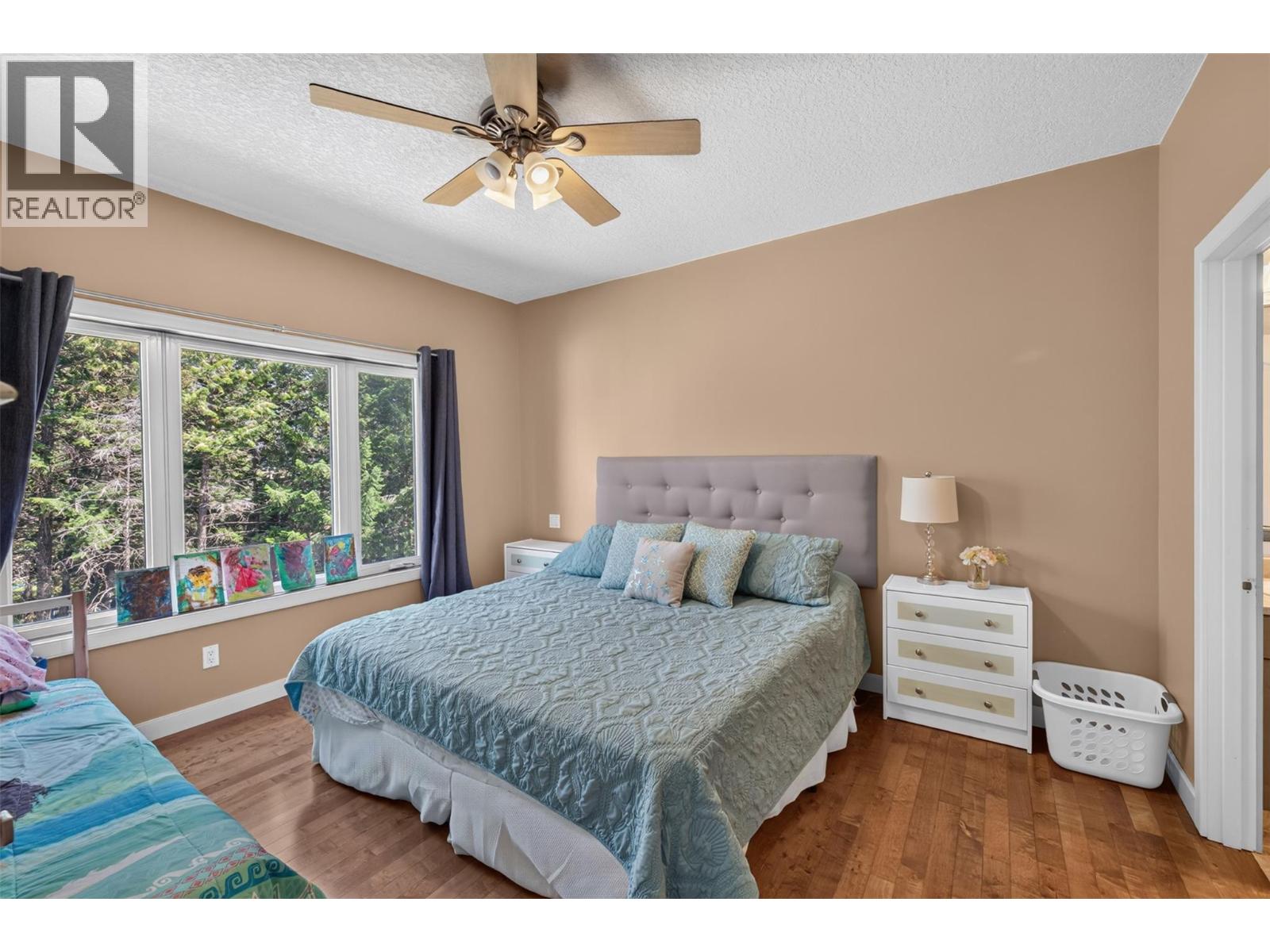 6876 Columbia Ridge Drive Property Photo 16