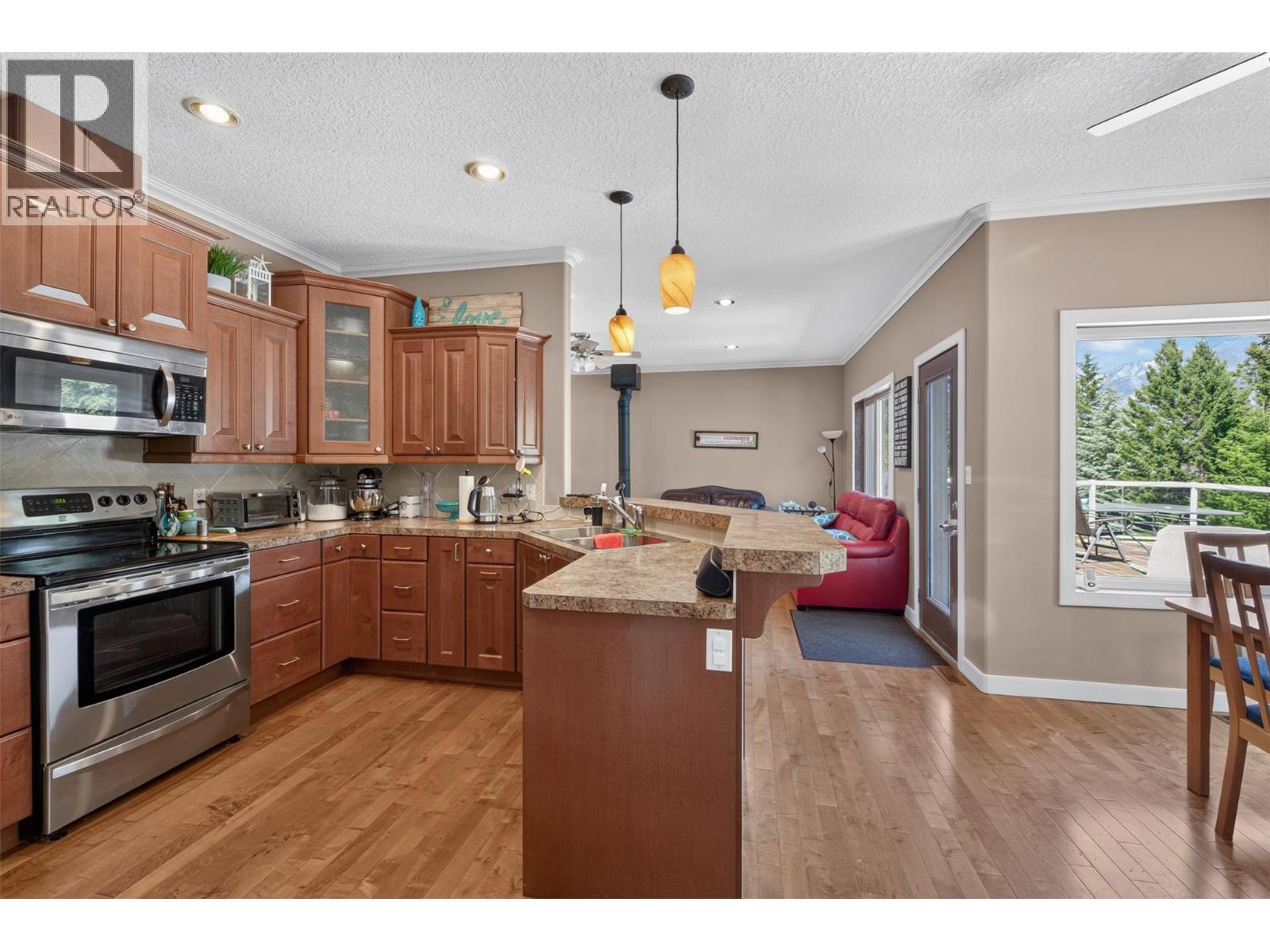 6876 Columbia Ridge Drive Property Photo 21