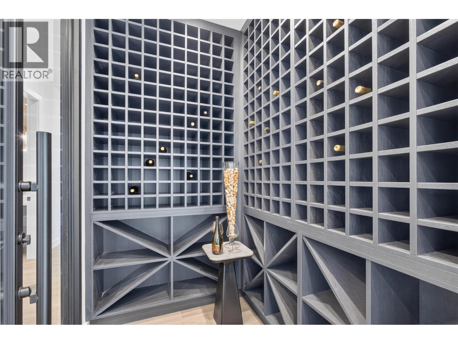3800 Capozzi Road Unit# Ph2 Property Photo 12