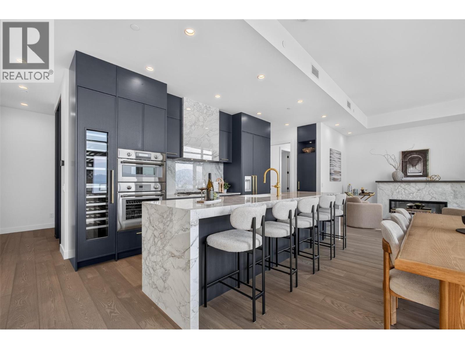 3800 Capozzi Road Unit# Ph2 Property Photo 15