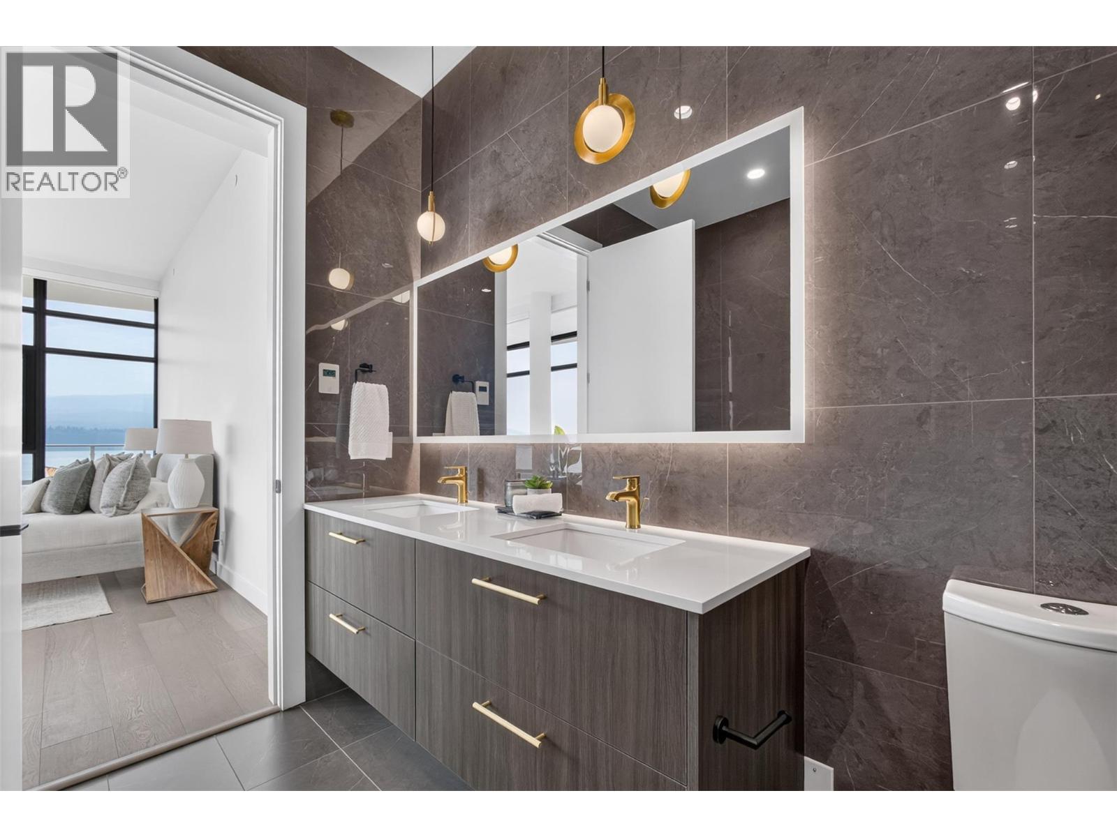 3800 Capozzi Road Unit# Ph2 Property Photo 27