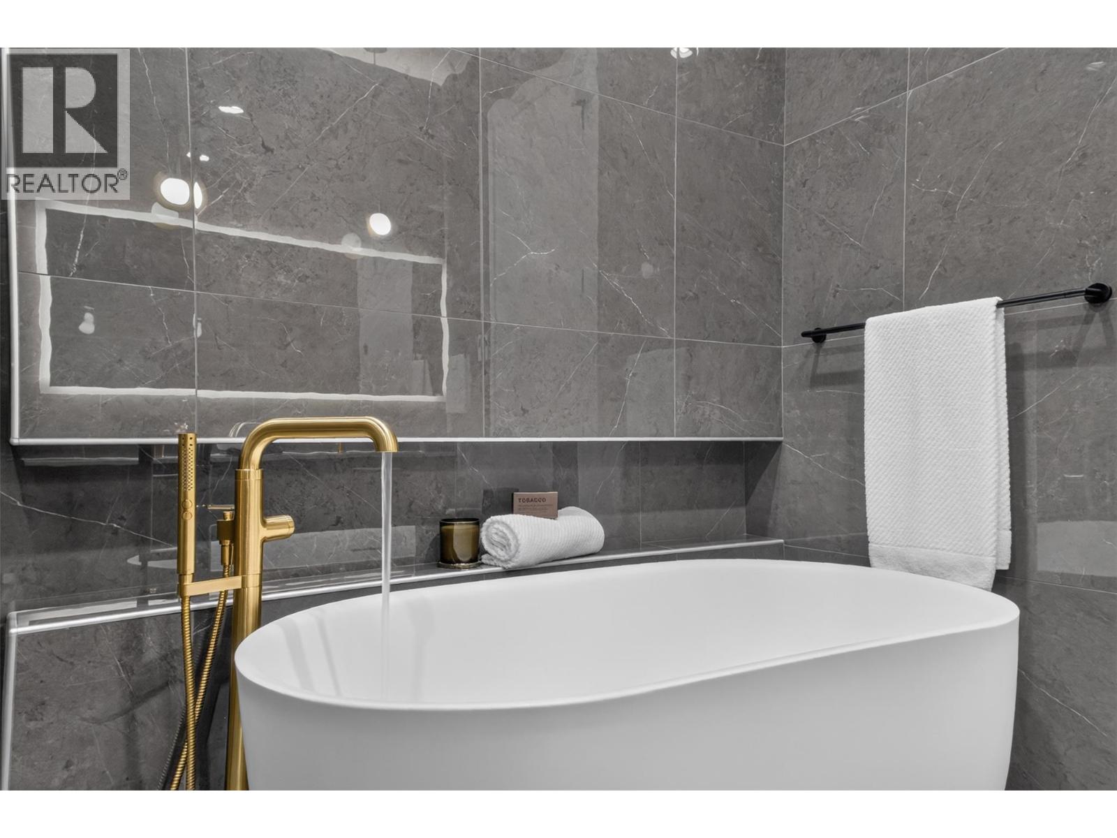 3800 Capozzi Road Unit# Ph2 Property Photo 29