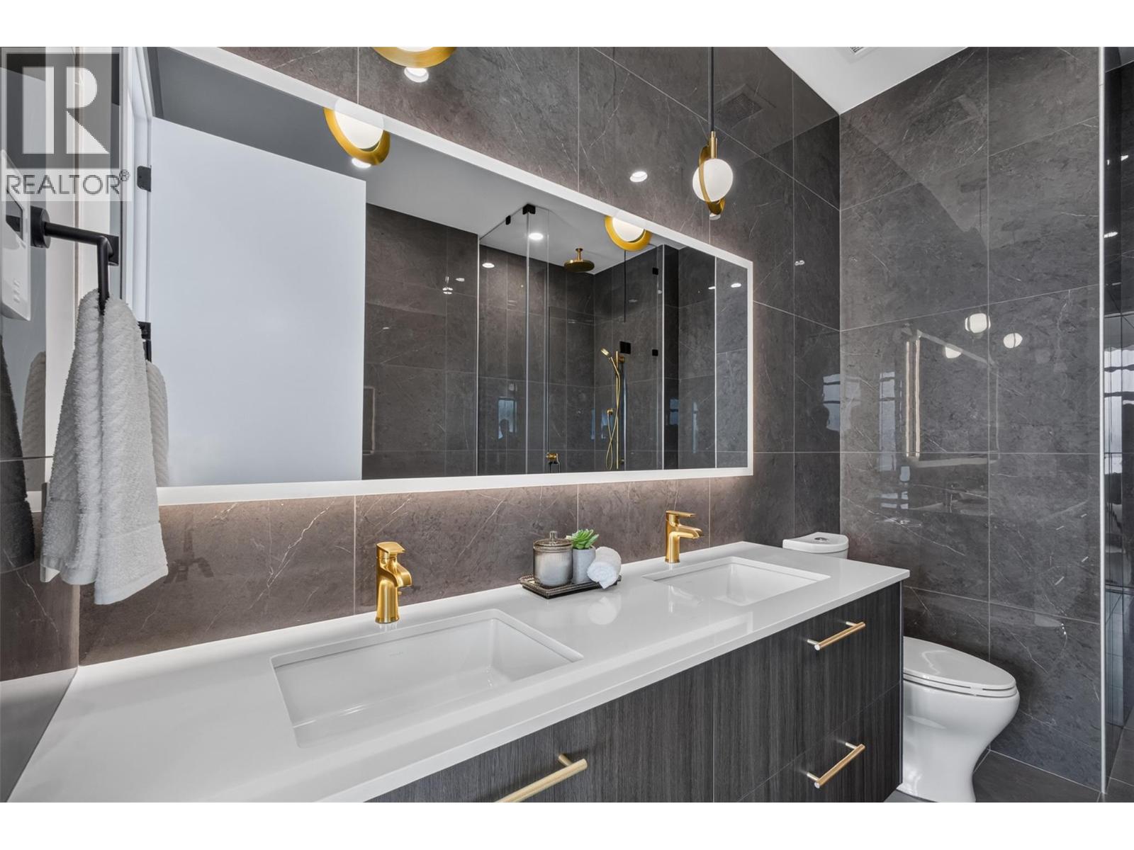3800 Capozzi Road Unit# Ph2 Property Photo 30