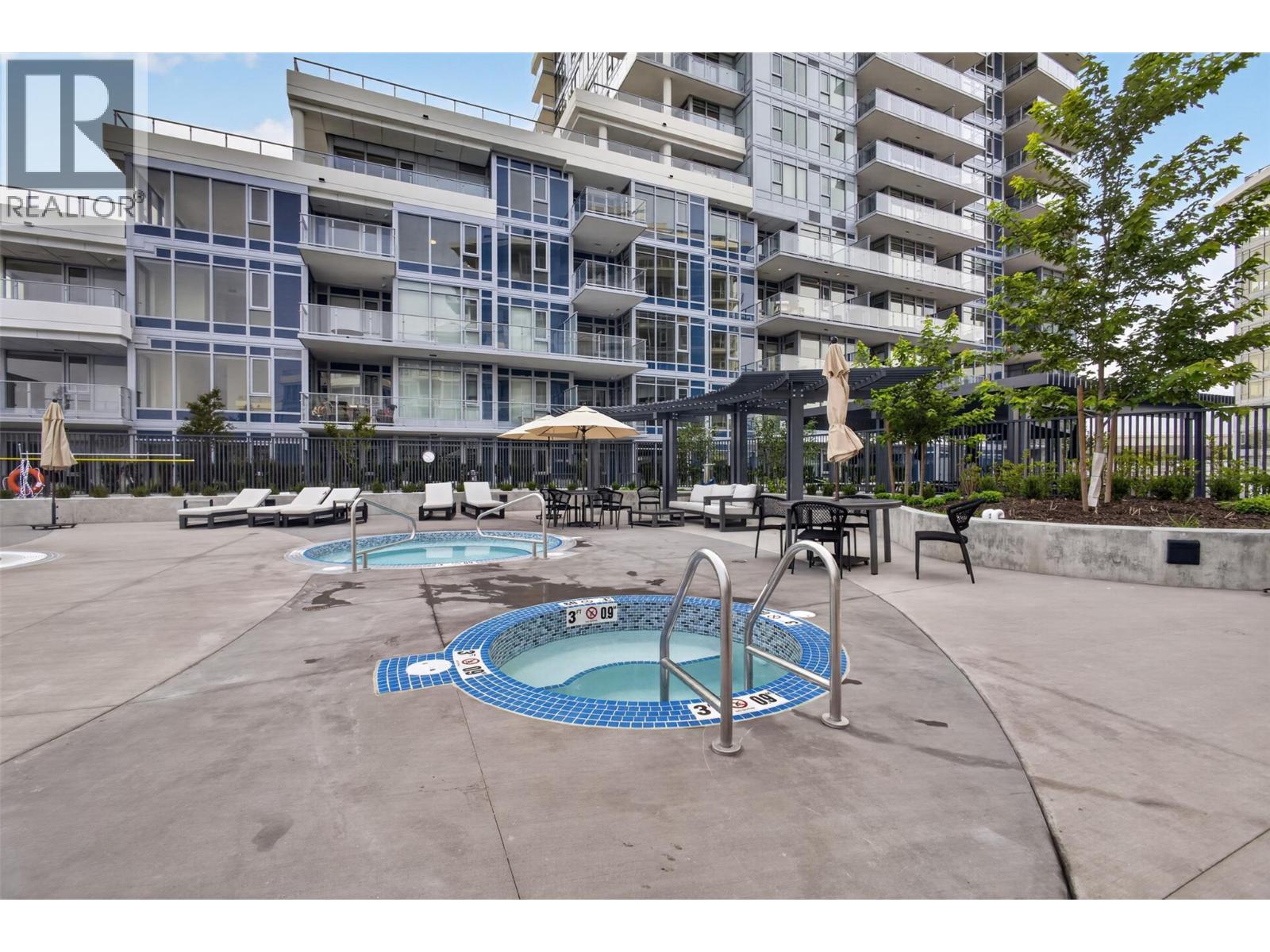 3800 Capozzi Road Unit# Ph2 Property Photo 56