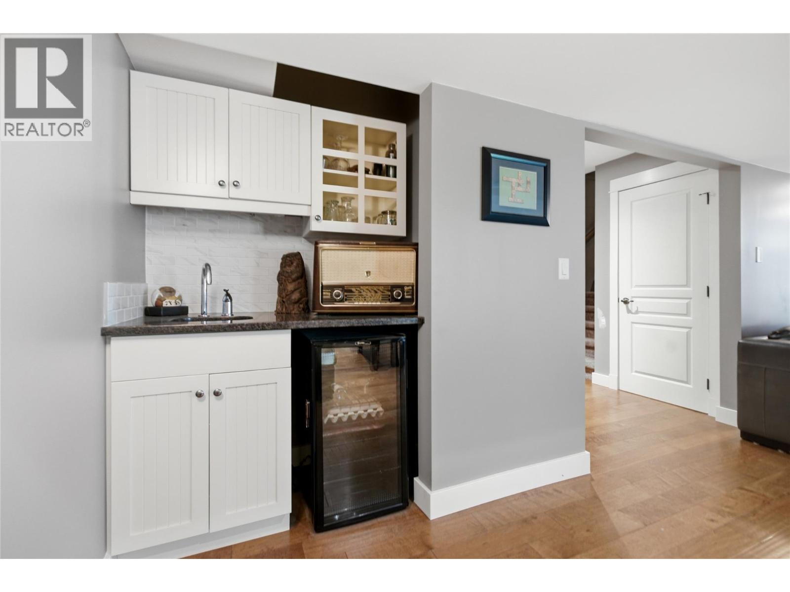 746 Long Ridge Drive S Property Photo 51