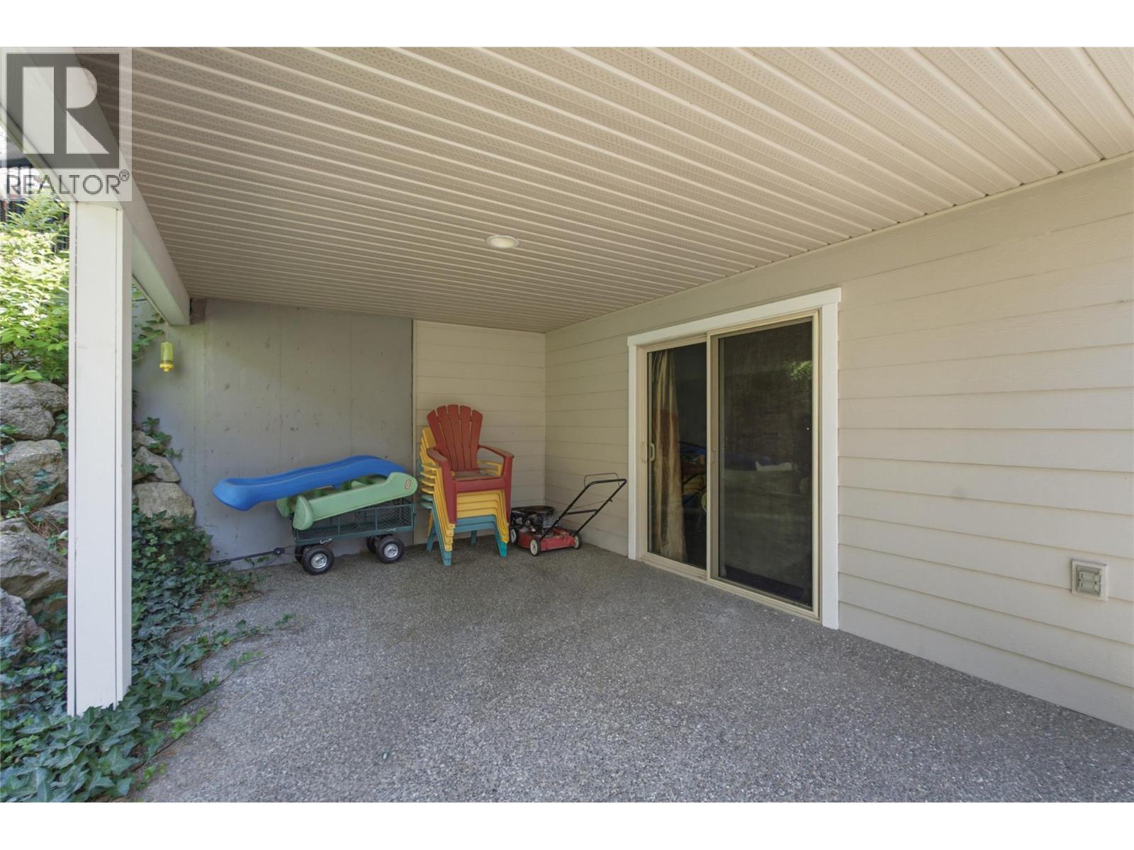 746 Long Ridge Drive S Property Photo 60