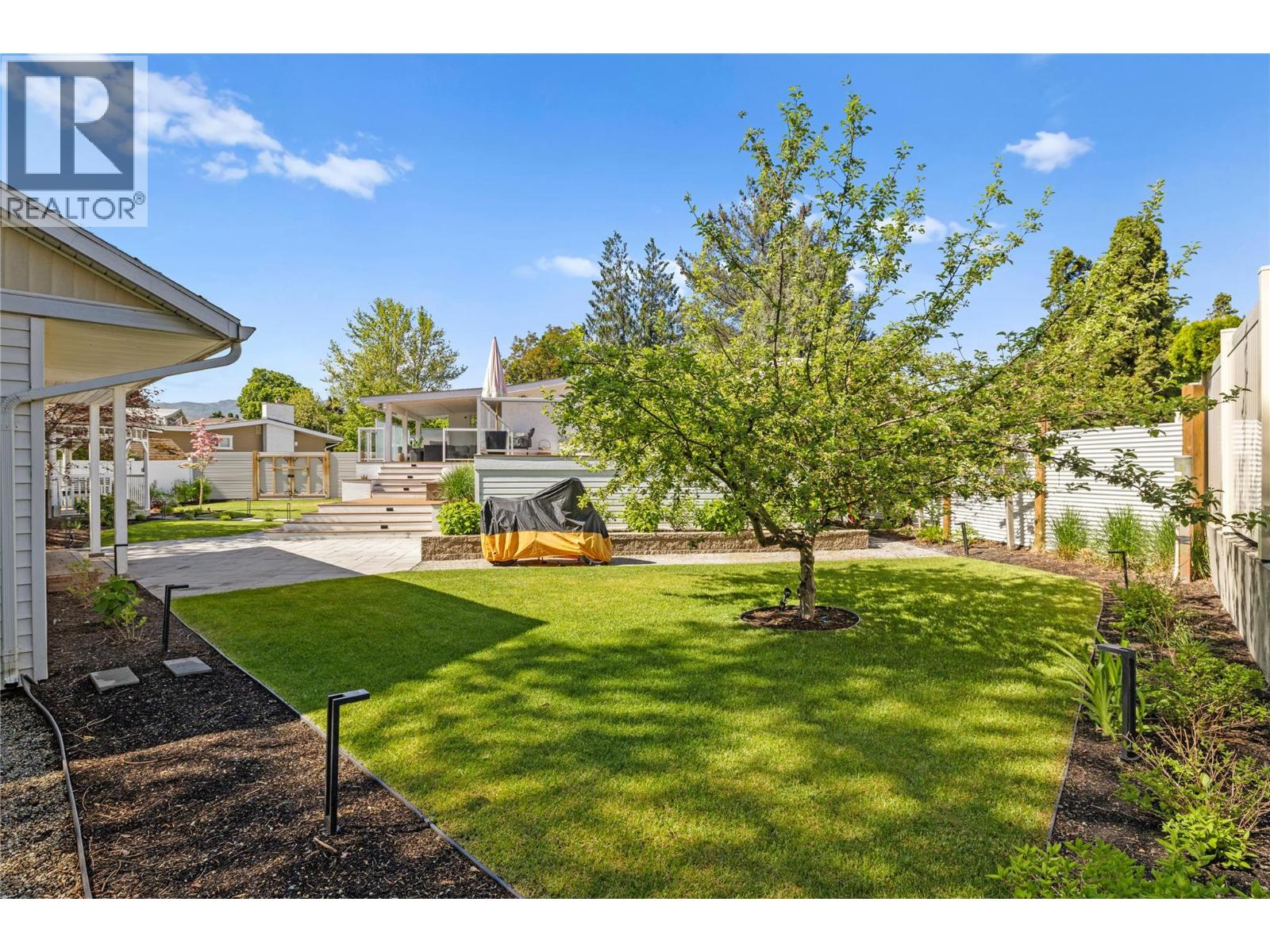 624 Armour Crescent Property Photo 45