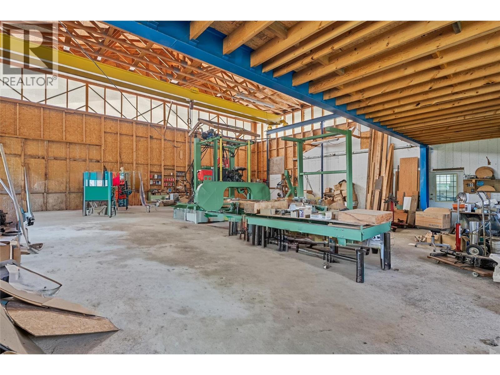 1102 Trans Canada Highway Property Photo 12