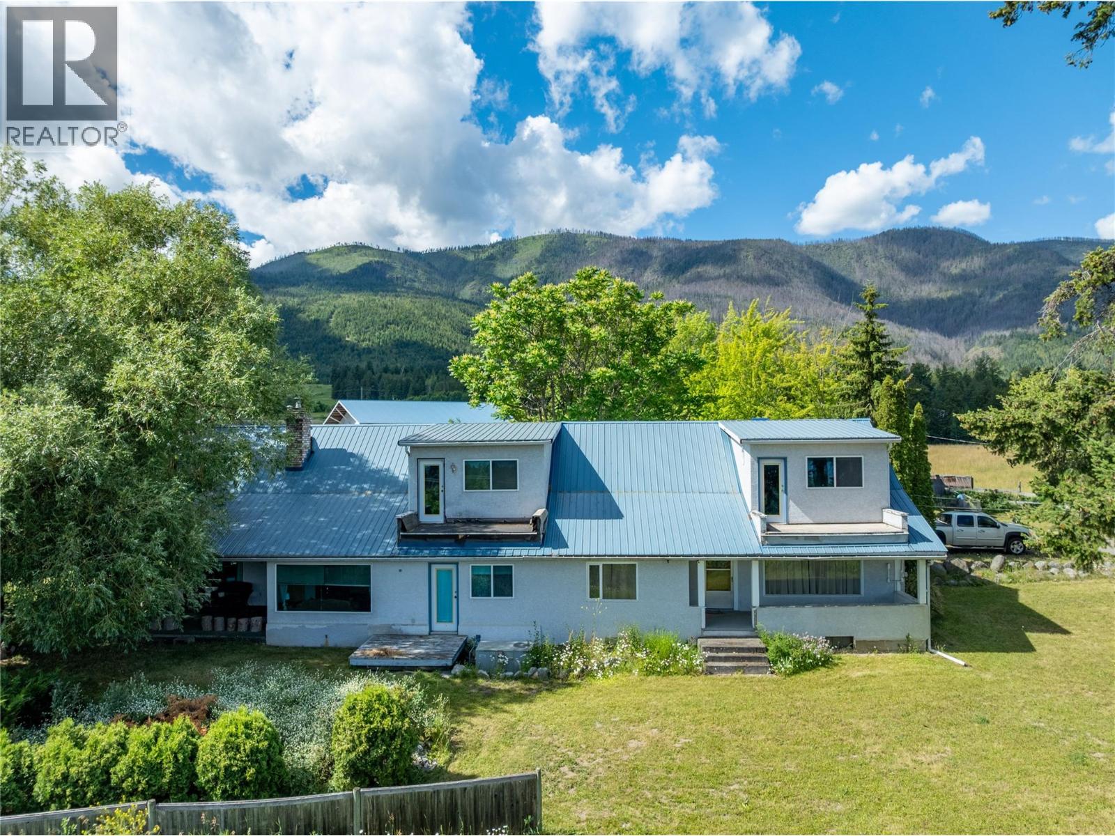 1102 Trans Canada Highway Property Photo 26