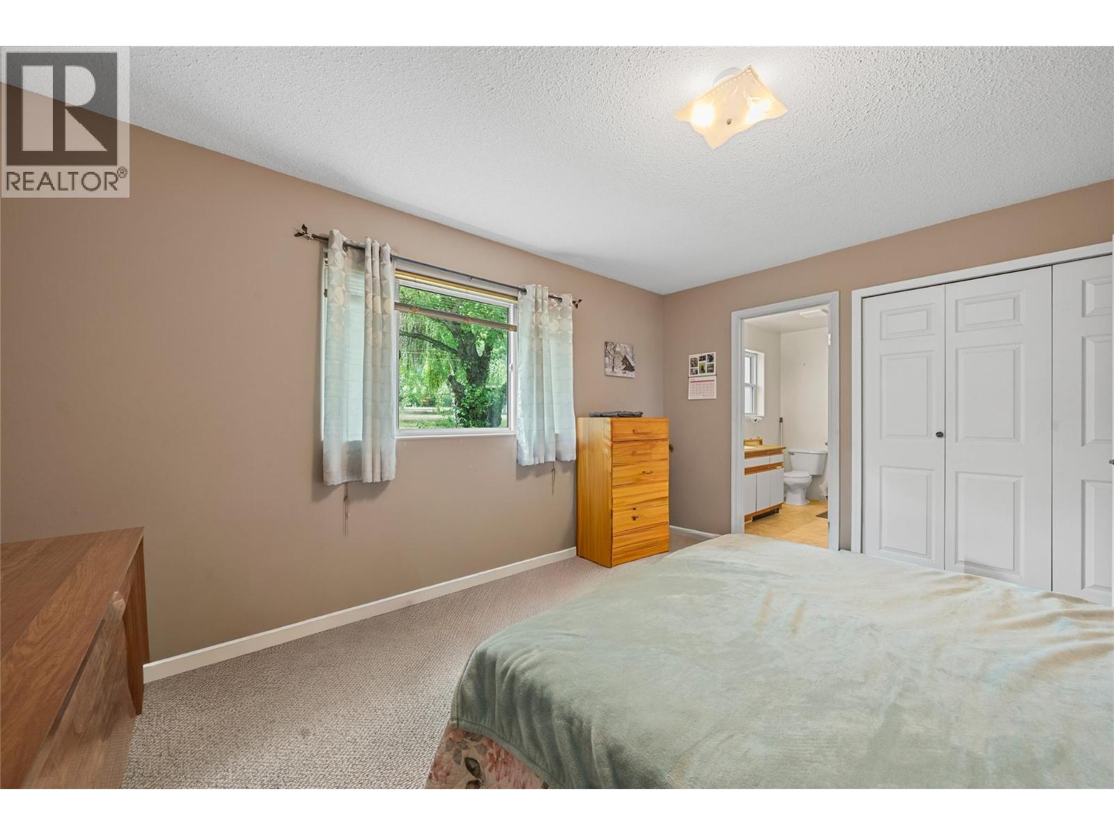 1102 Trans Canada Highway Property Photo 49