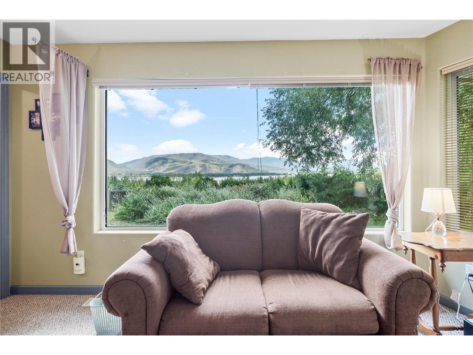 1102 Trans Canada Highway Property Photo 62
