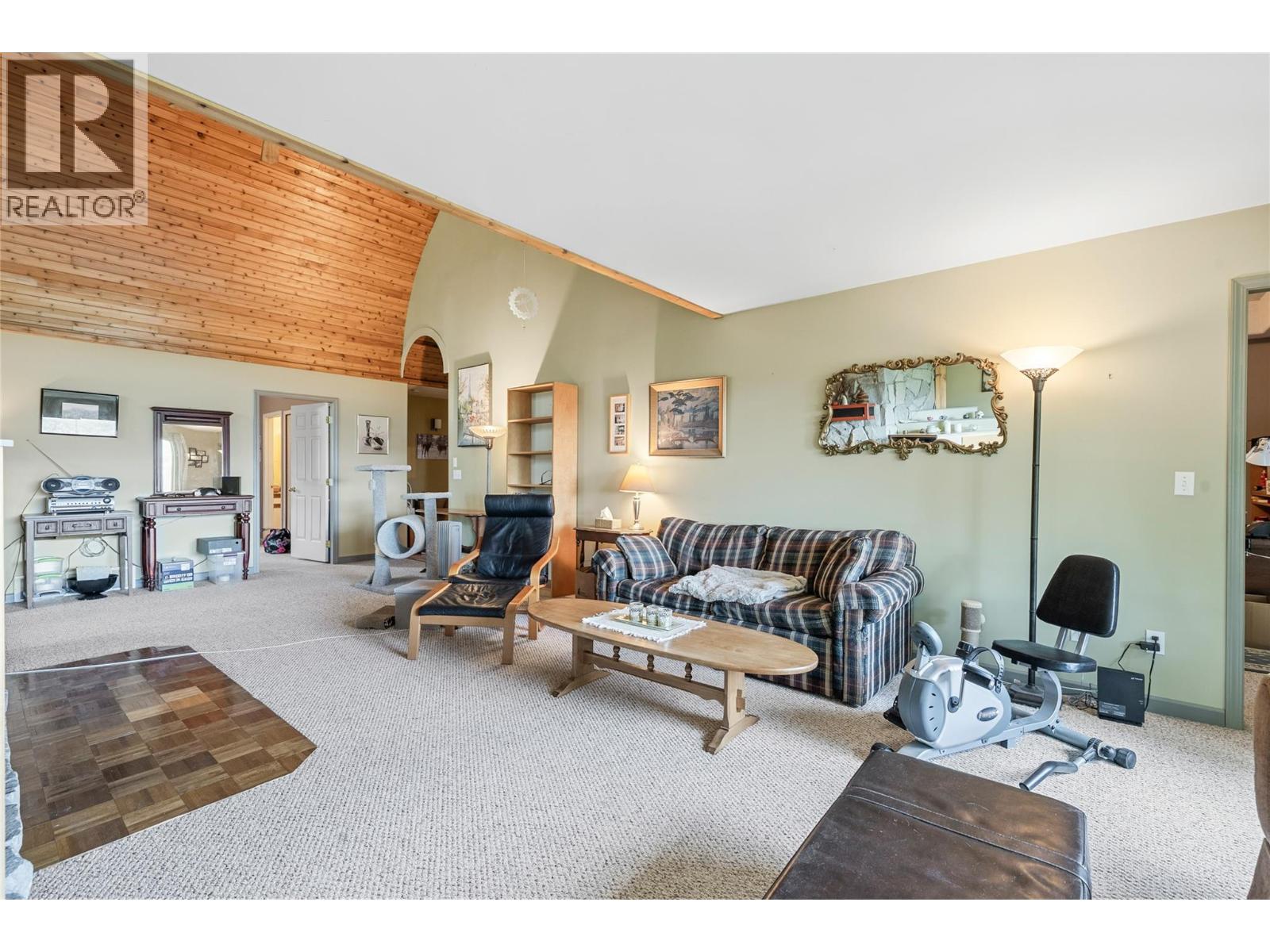 1102 Trans Canada Highway Property Photo 63