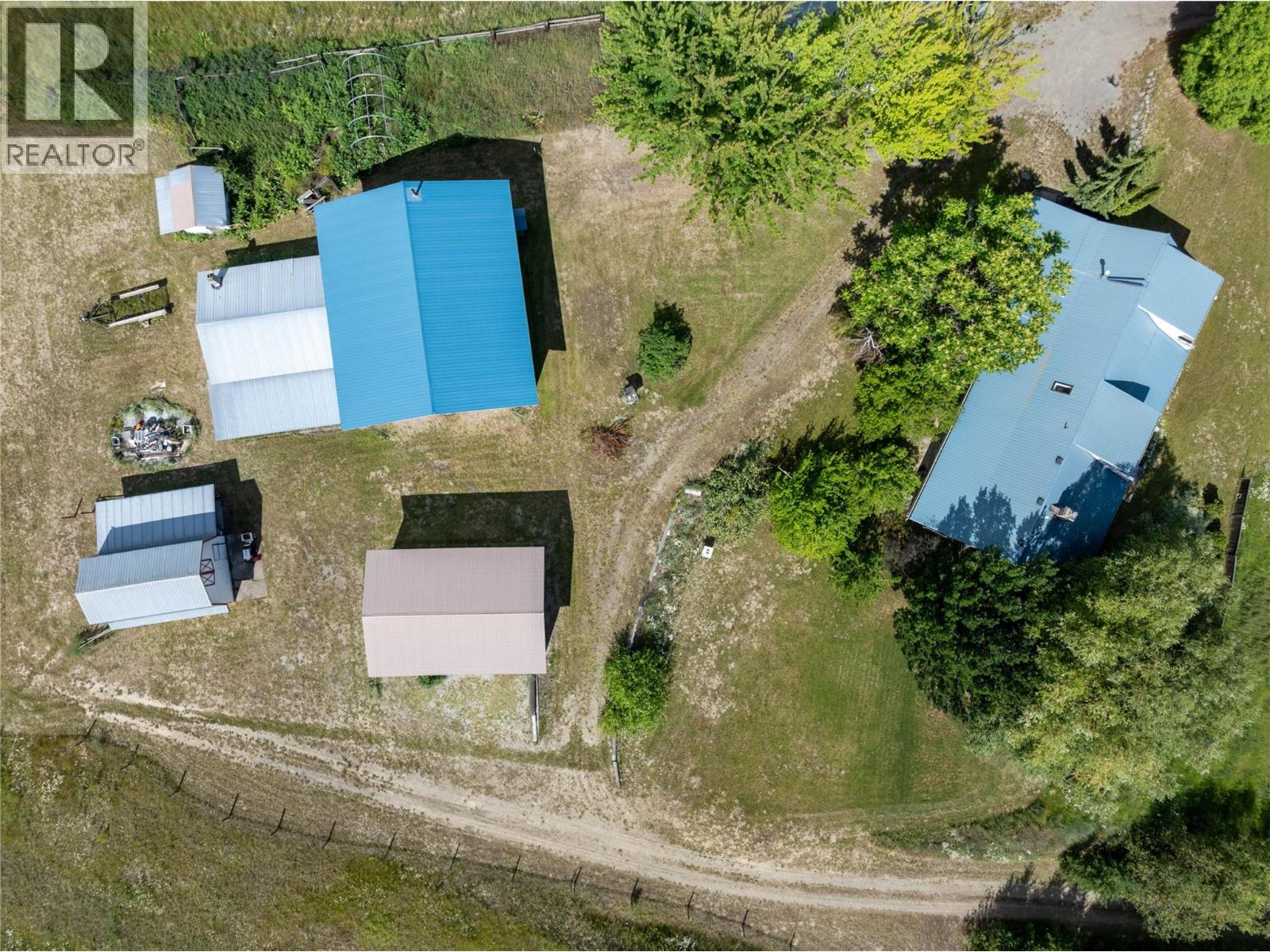 1102 Trans Canada Highway Property Photo 78