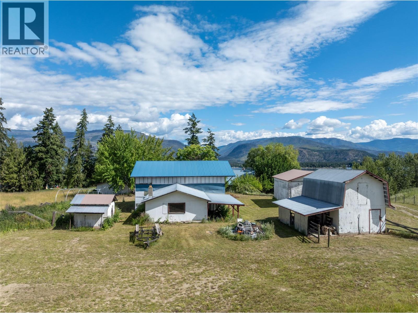 1102 Trans Canada Highway Property Photo 84