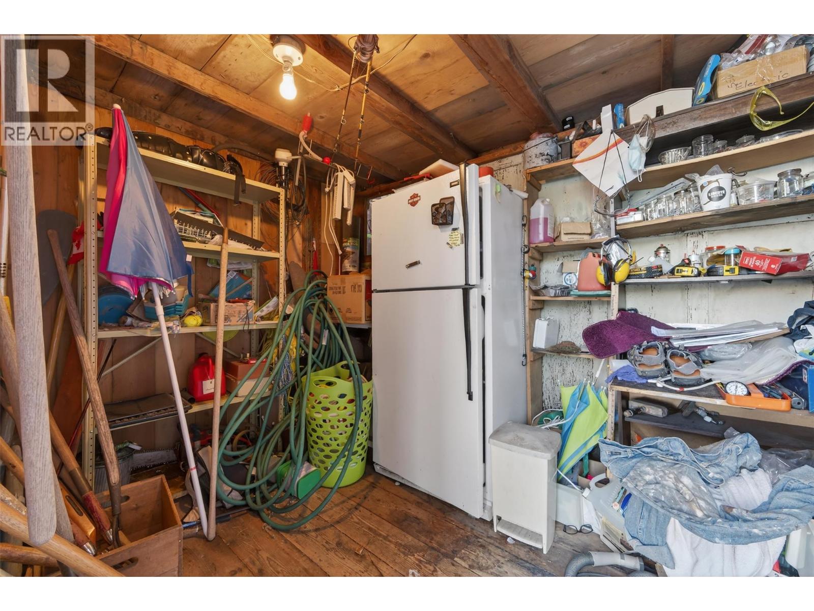 1294 Green Road Property Photo 18