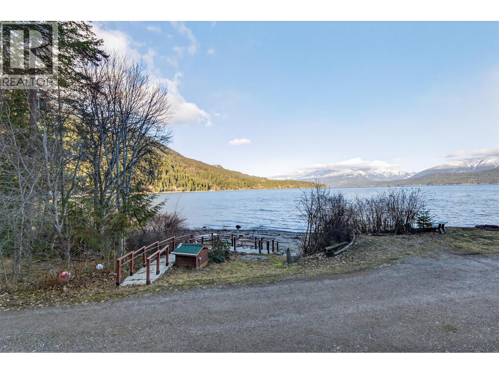1294 Green Road Property Photo 35
