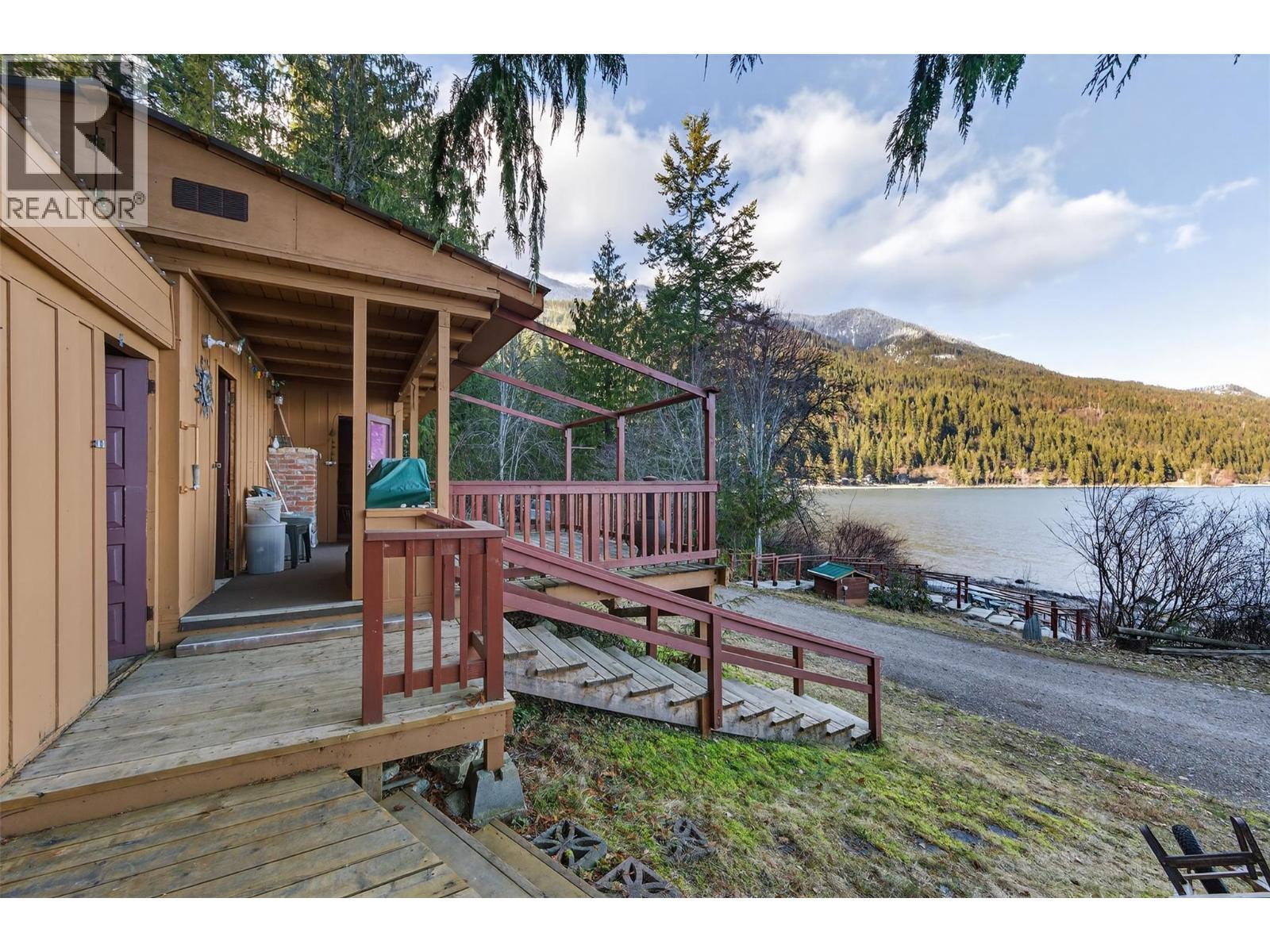 1294 Green Road Property Photo 36