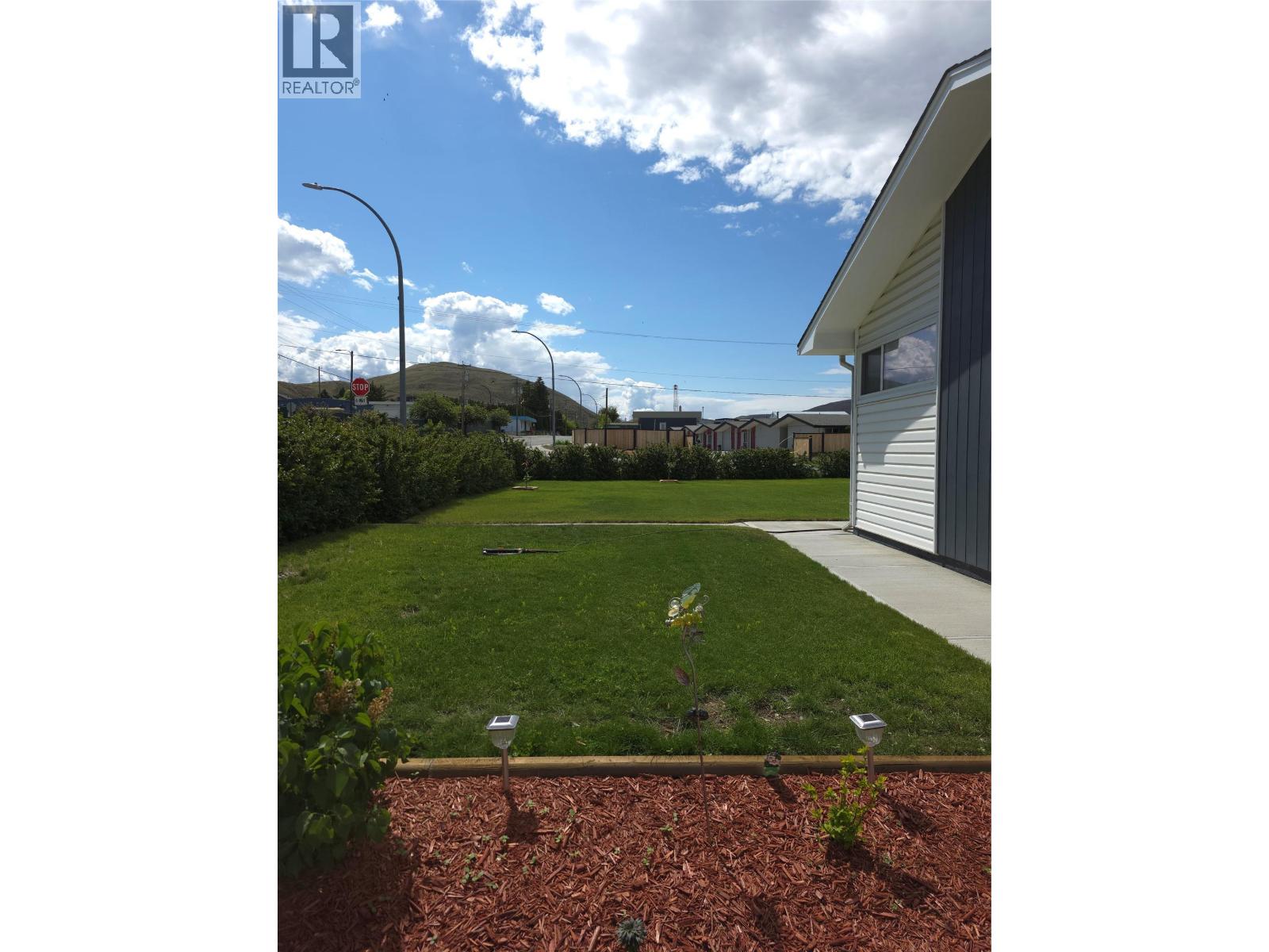 1408 Quartz Road Property Photo 5