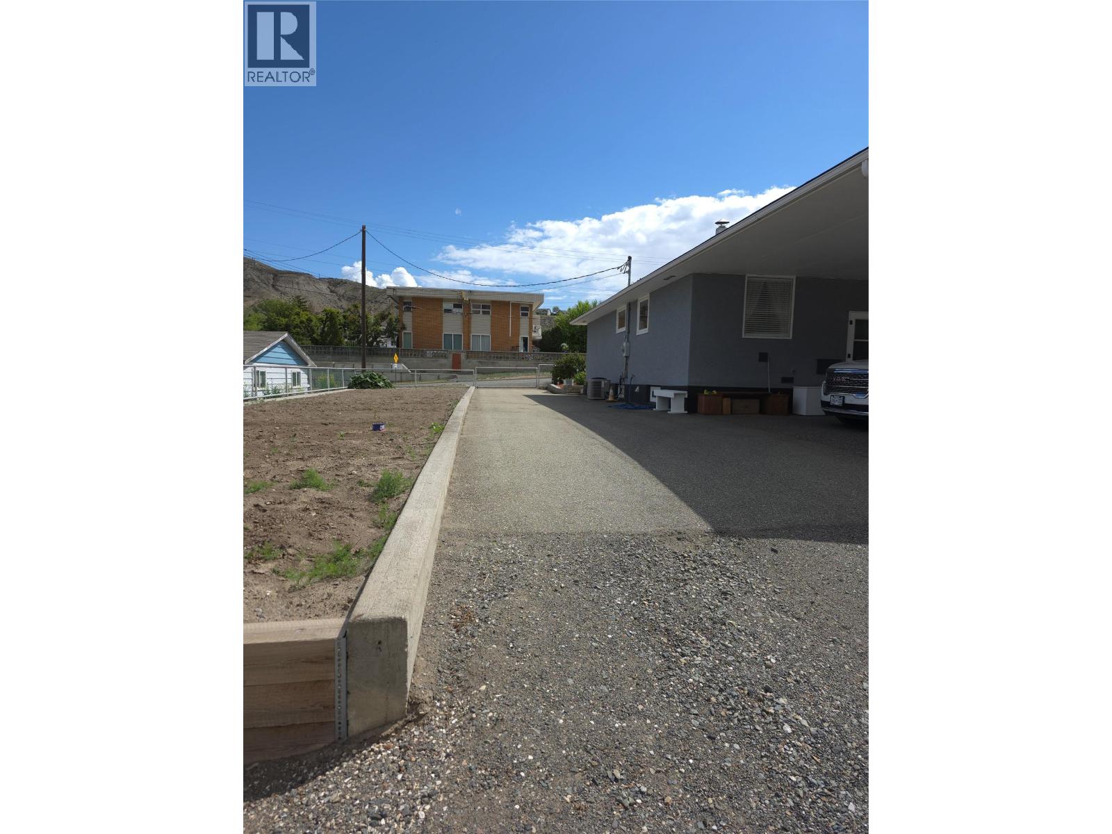 1408 Quartz Road Property Photo 12