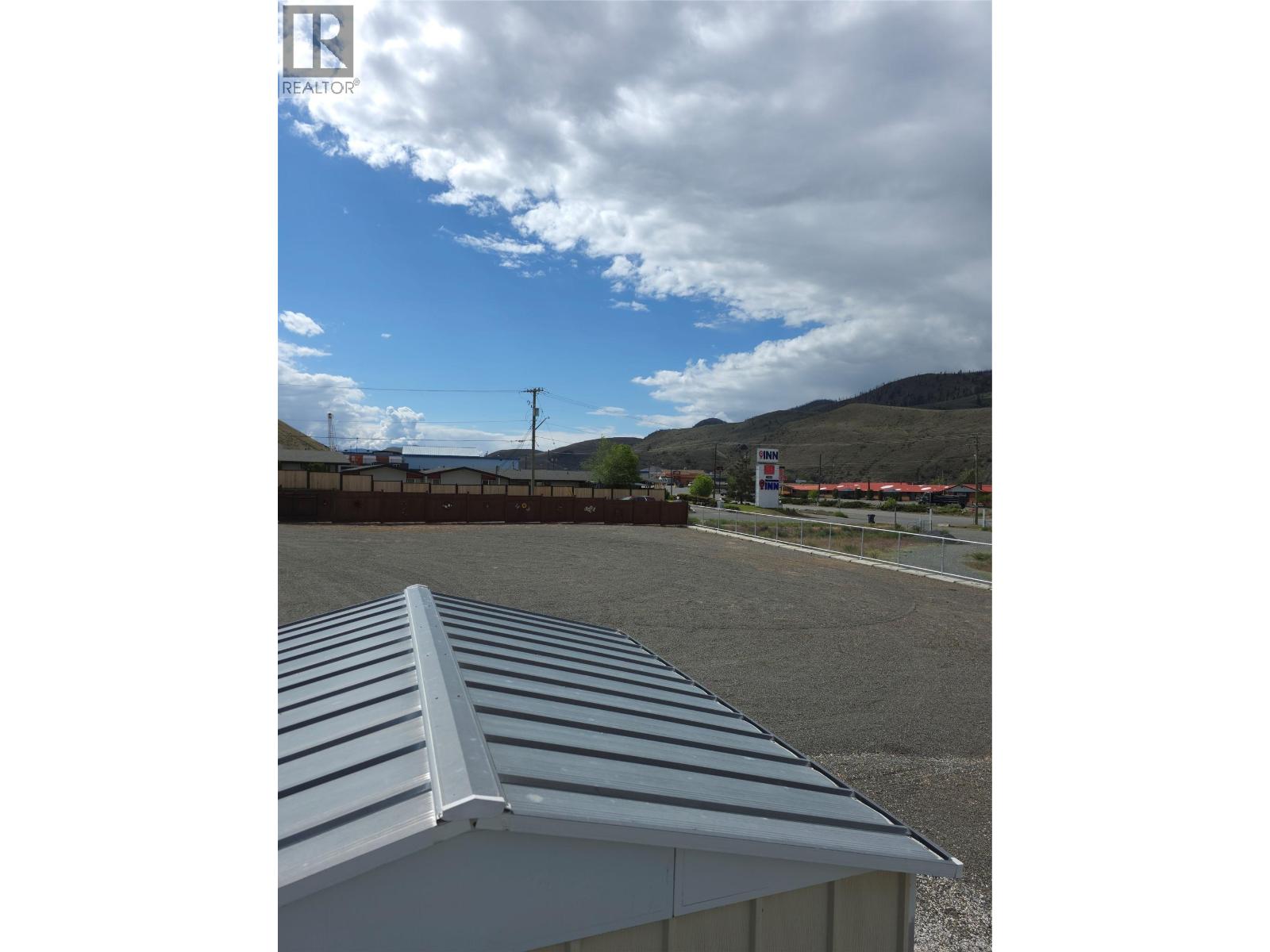 1408 Quartz Road Property Photo 13