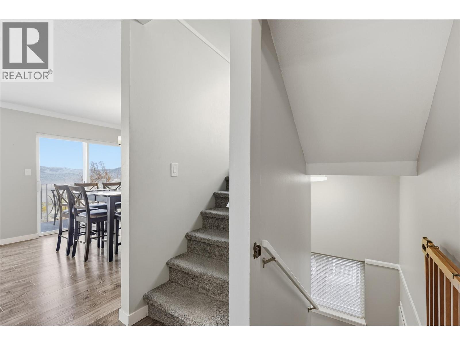 750 Dunrobin Drive Unit# 7 Property Photo 10