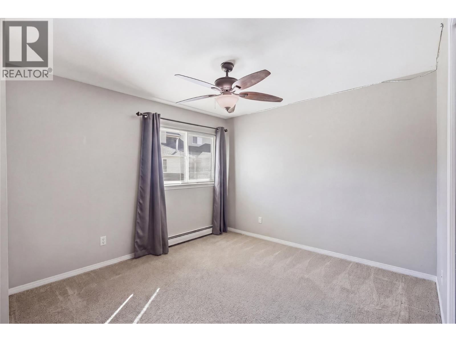 750 Dunrobin Drive Unit# 7 Property Photo 14