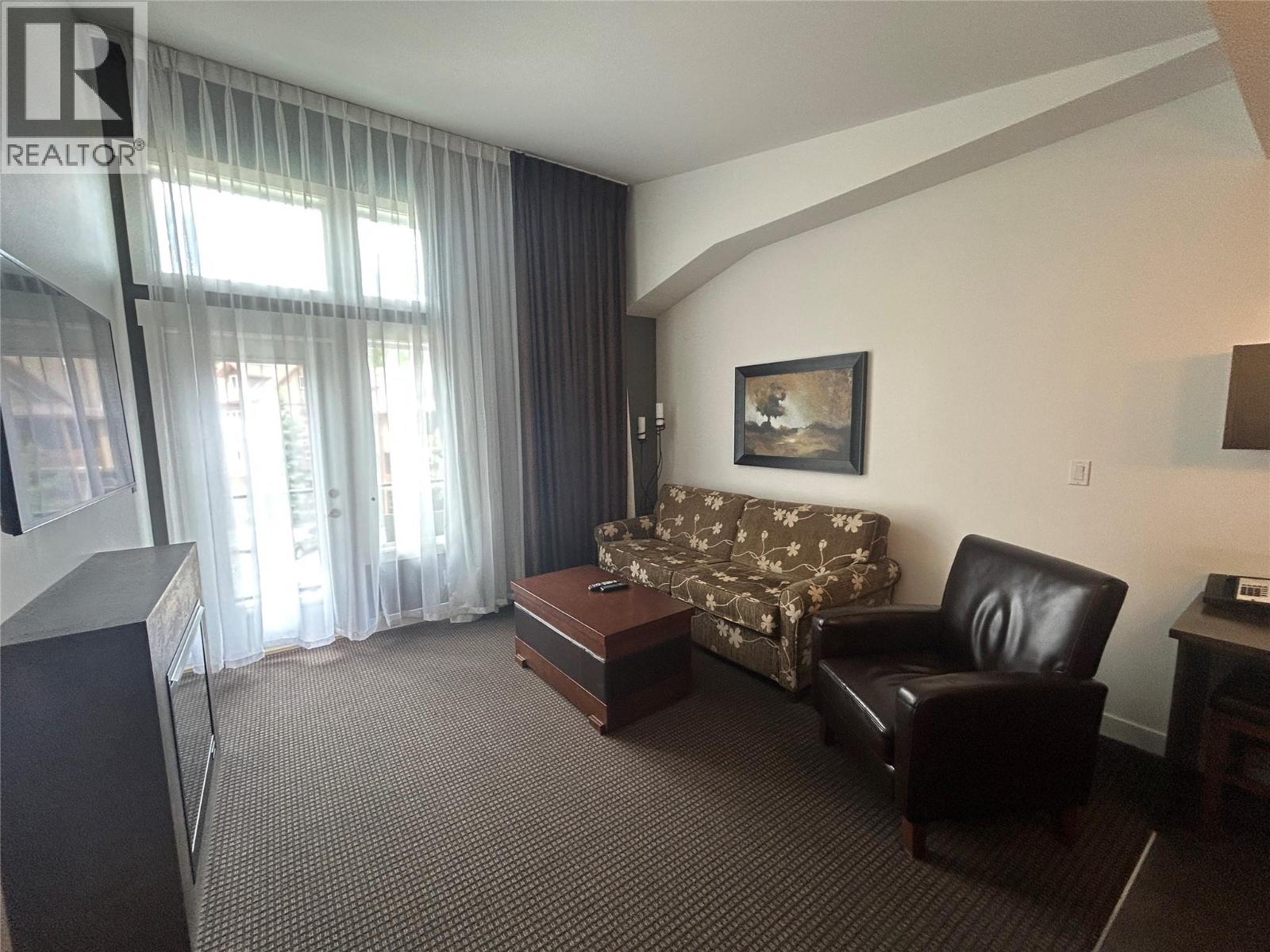 400 Stemwinder Drive Unit# 413 Property Photo 7