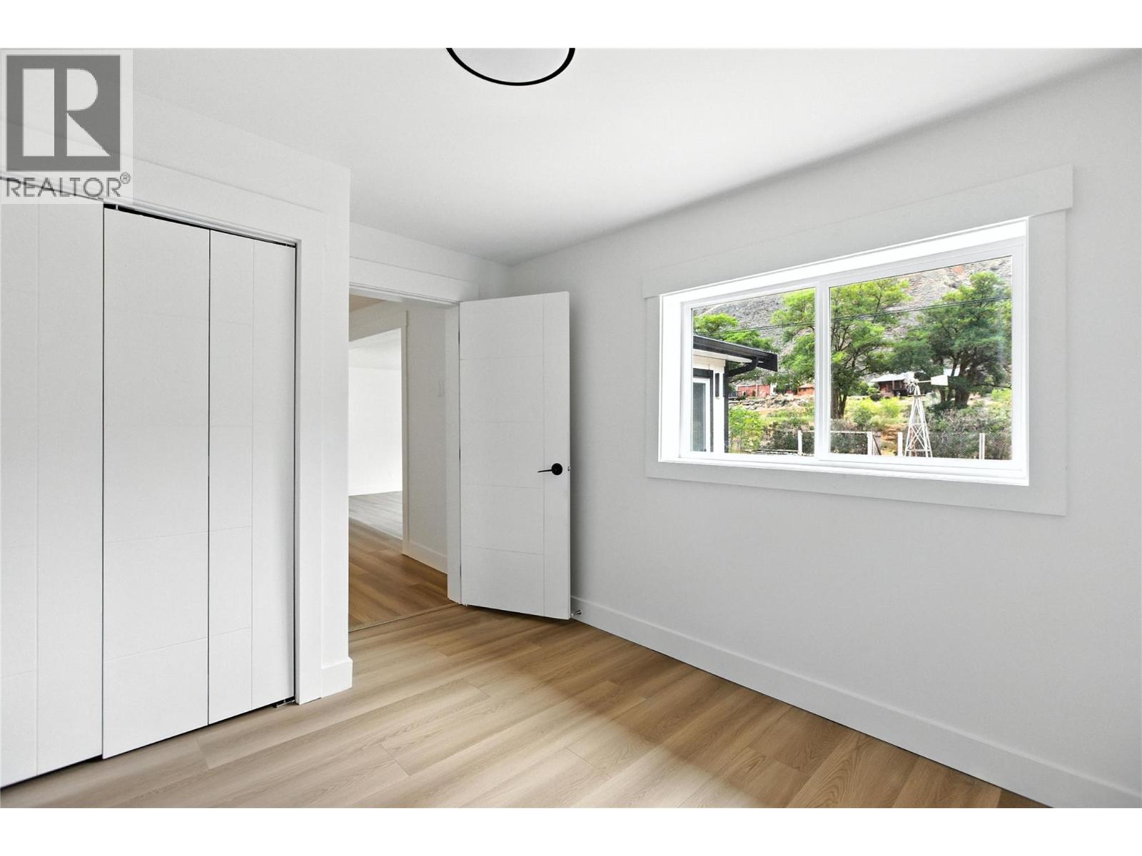 3771 Thompson View Street Property Photo 13