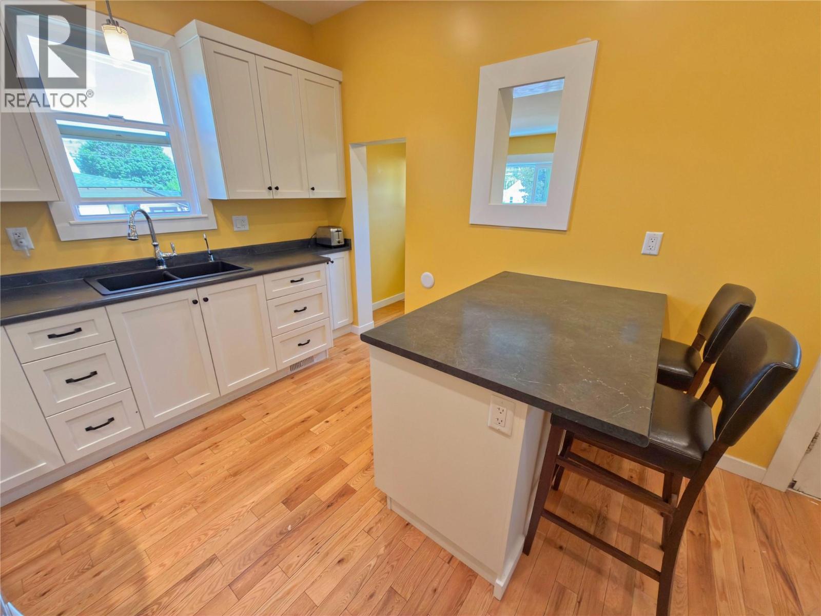54 Billiter Avenue Property Photo 17