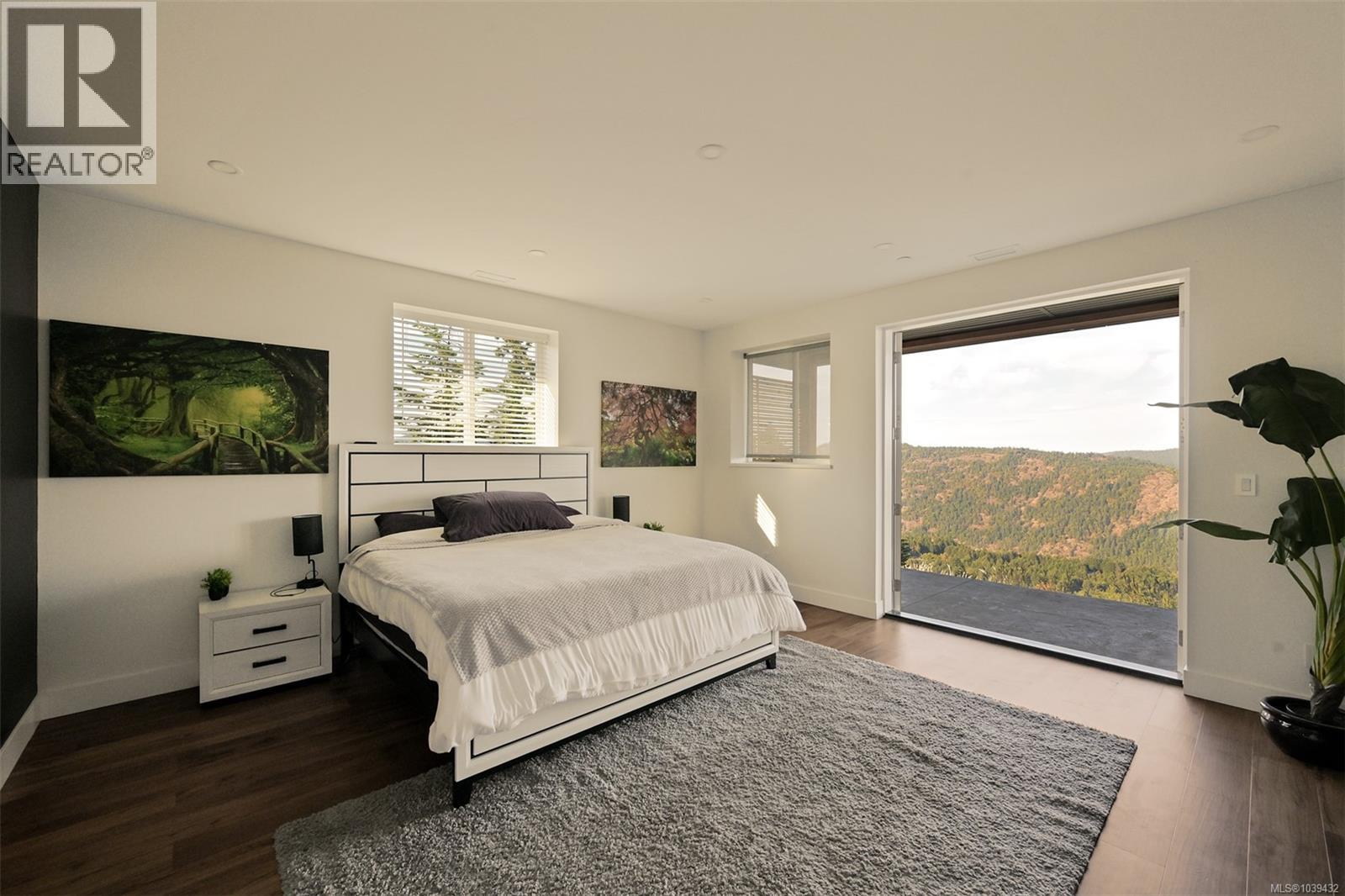 3979 Goldstream Heights Dr Property Photo 20