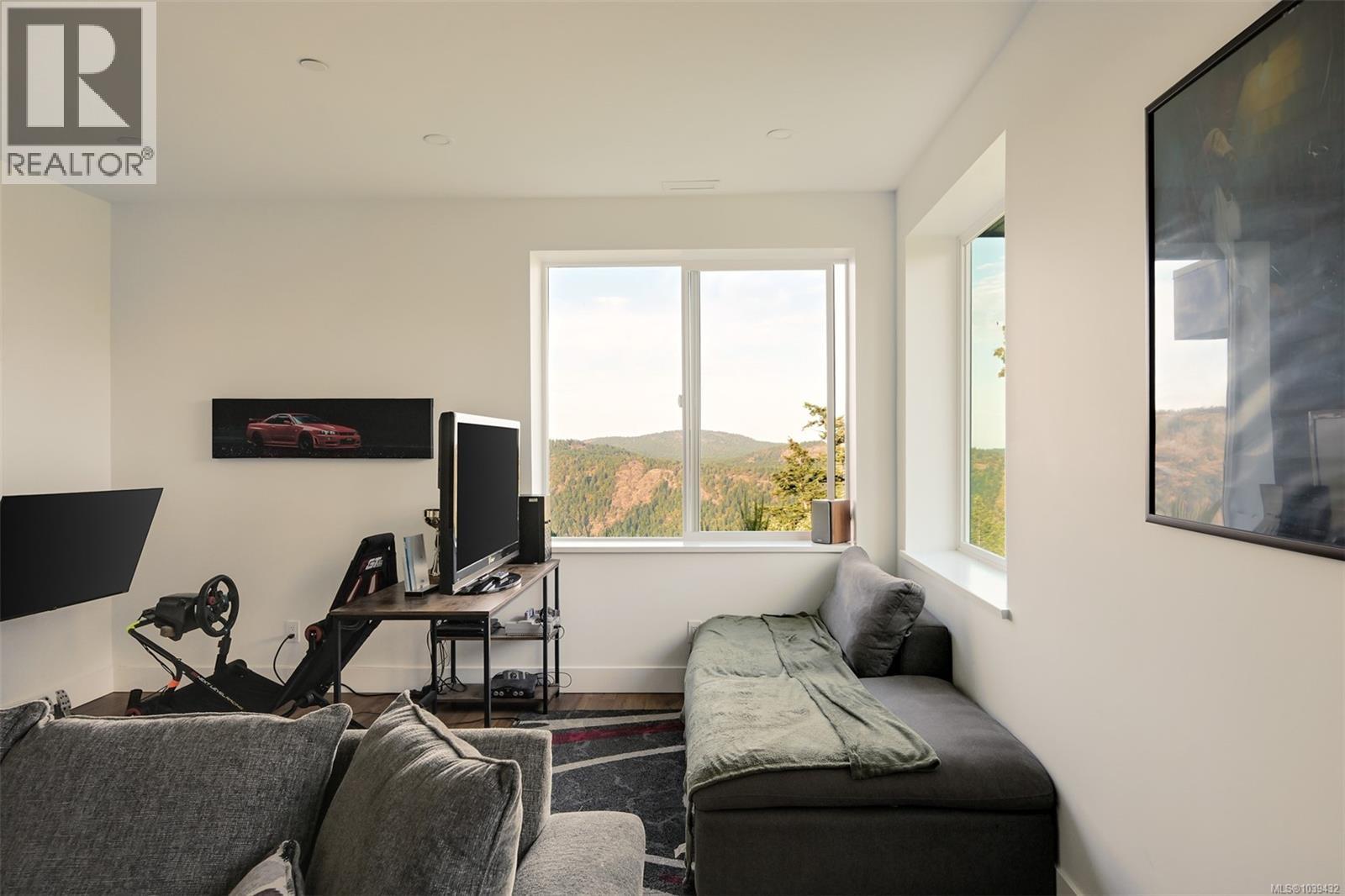3979 Goldstream Heights Dr Property Photo 41
