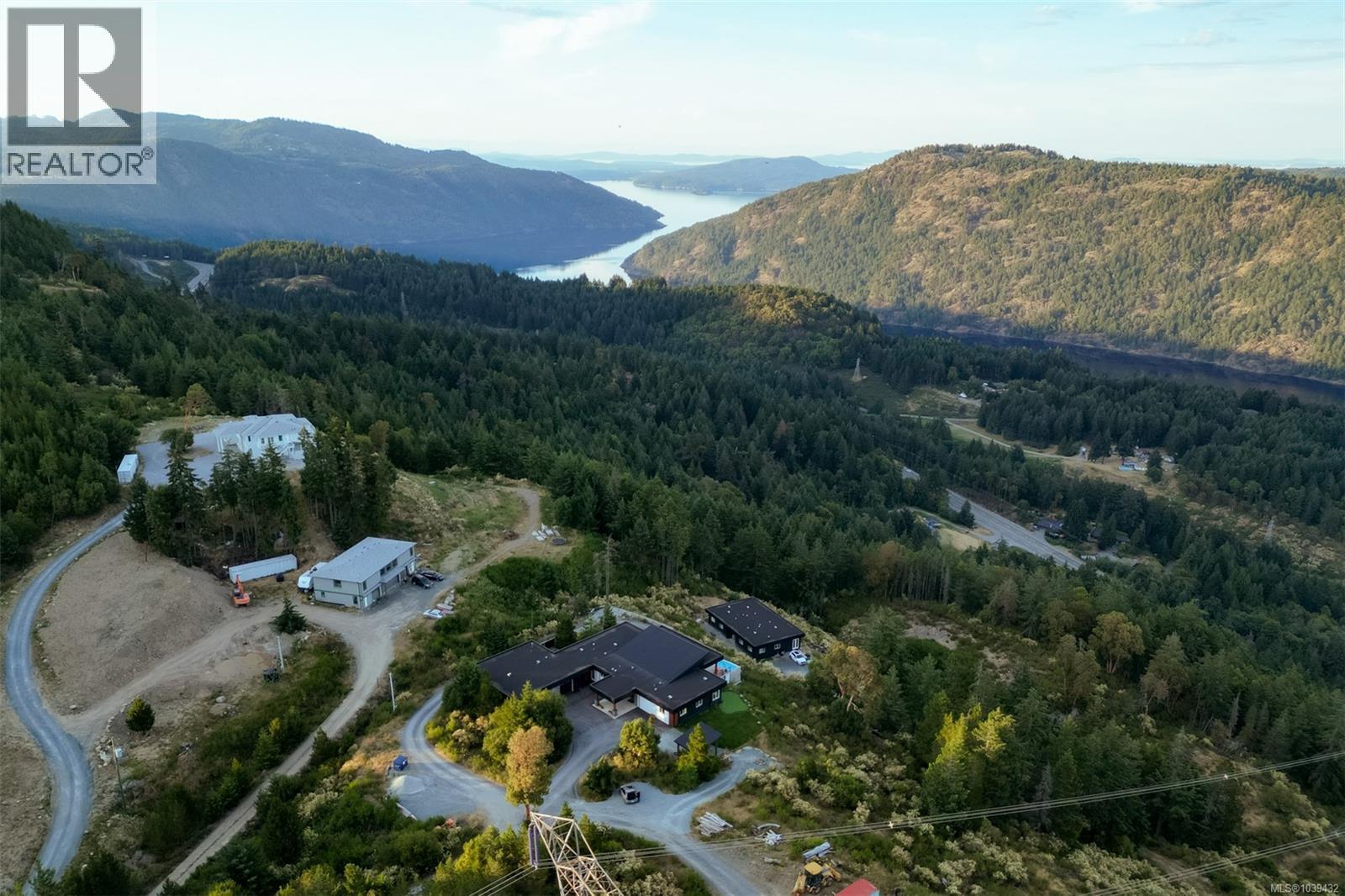 3979 Goldstream Heights Dr Property Photo 66