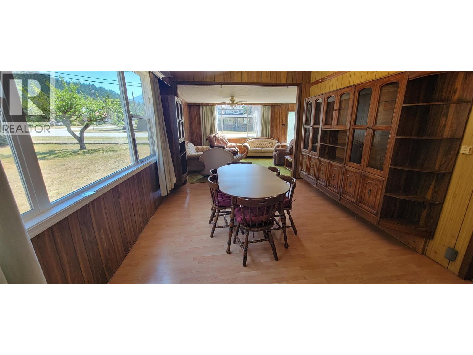 318 8th Avenue Property Photo 16