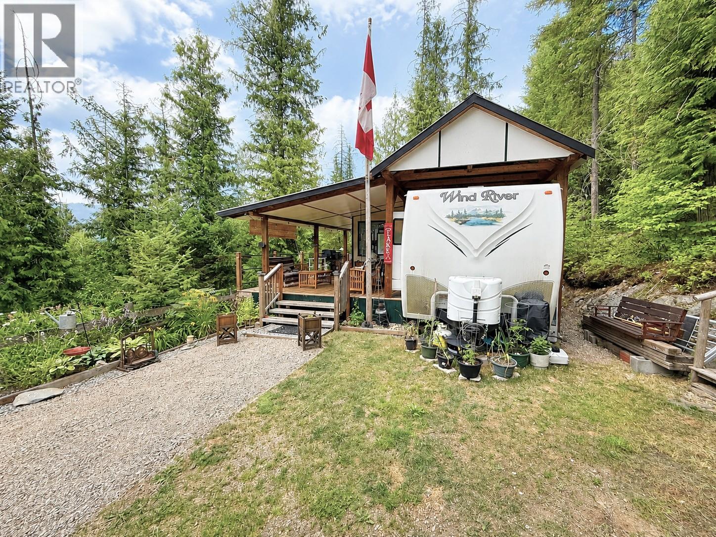 87 Dolly Varden Road Property Photo 3