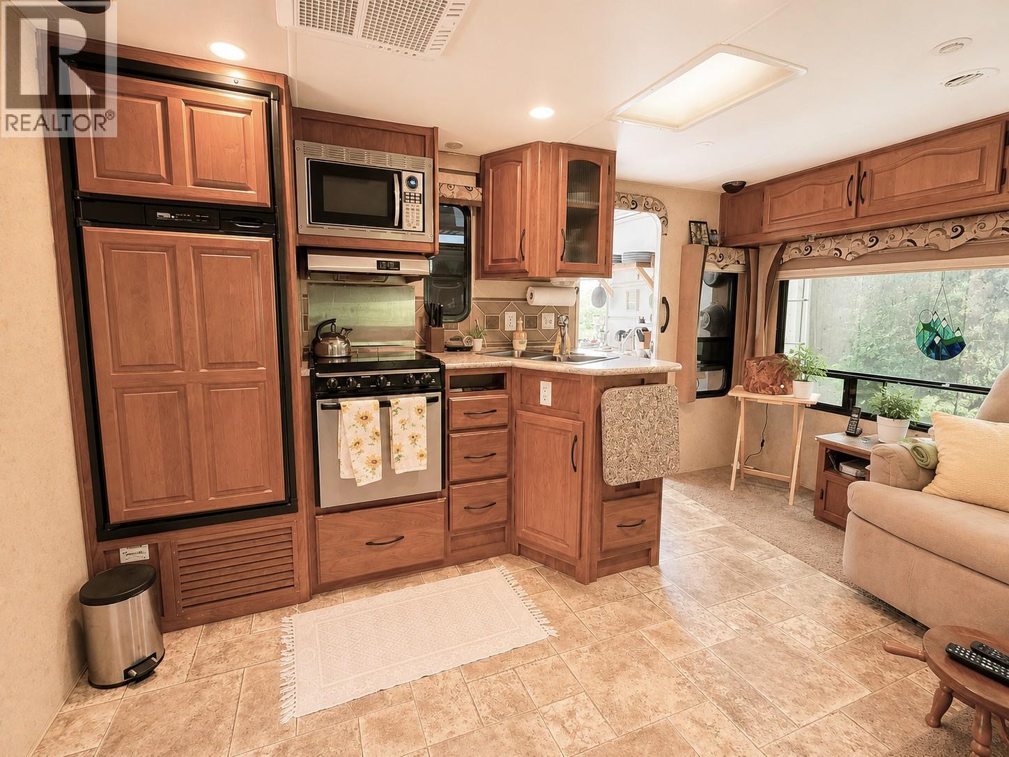87 Dolly Varden Road Property Photo 48
