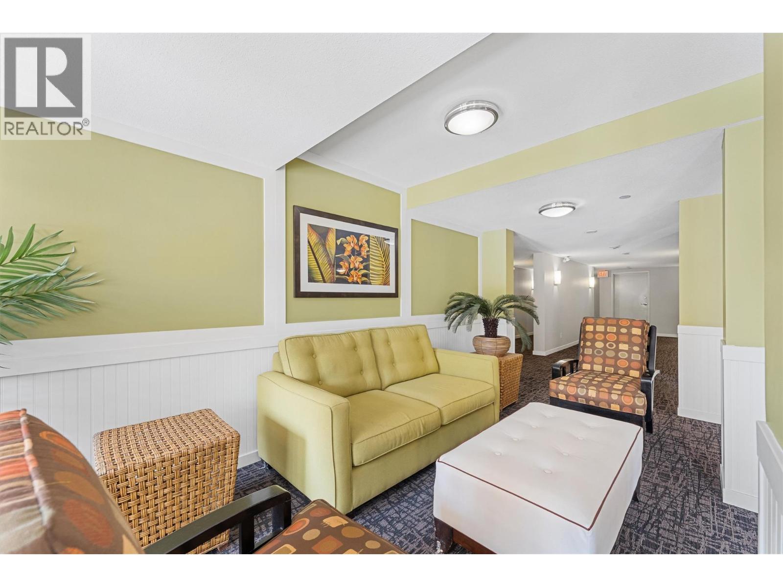 571 Yates Road Unit# 404 Property Photo 3