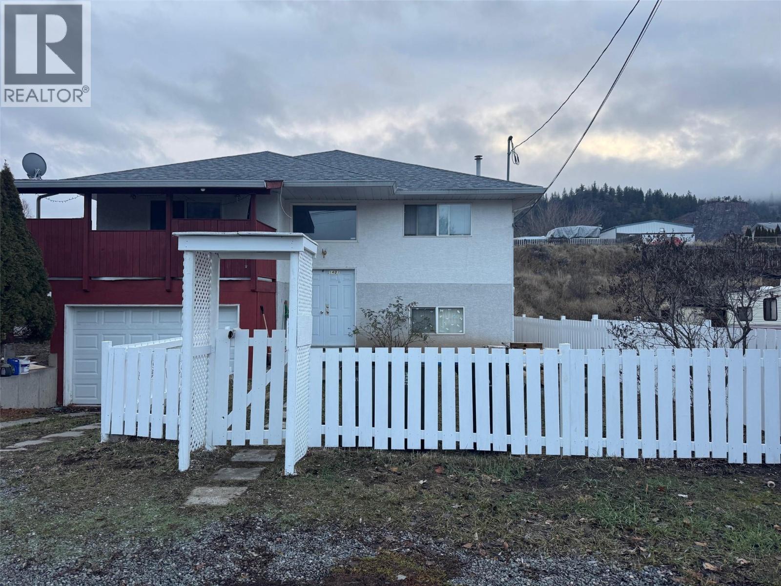 1407 Fir Avenue Property Photo 1
