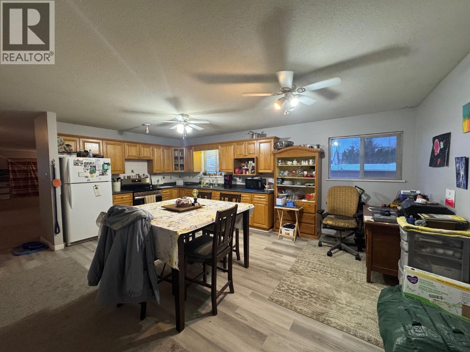 1407 Fir Avenue Property Photo 2