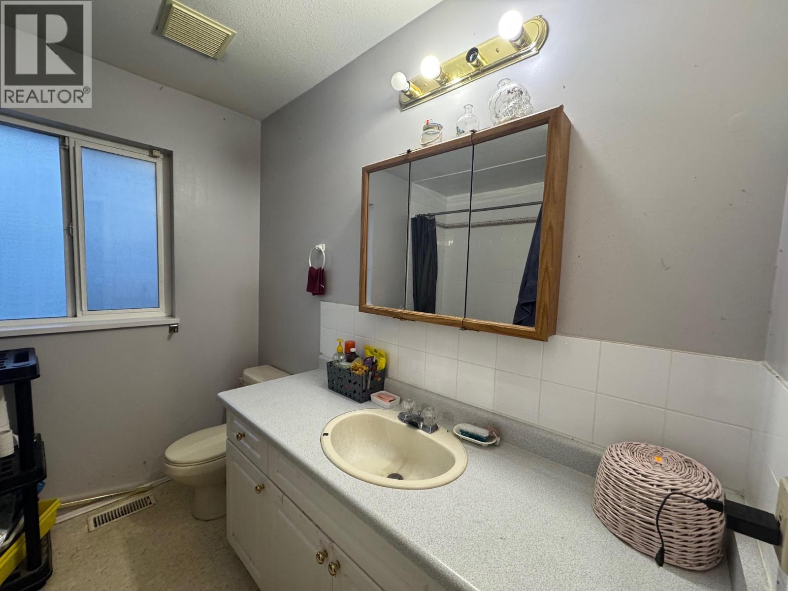 1407 Fir Avenue Property Photo 9