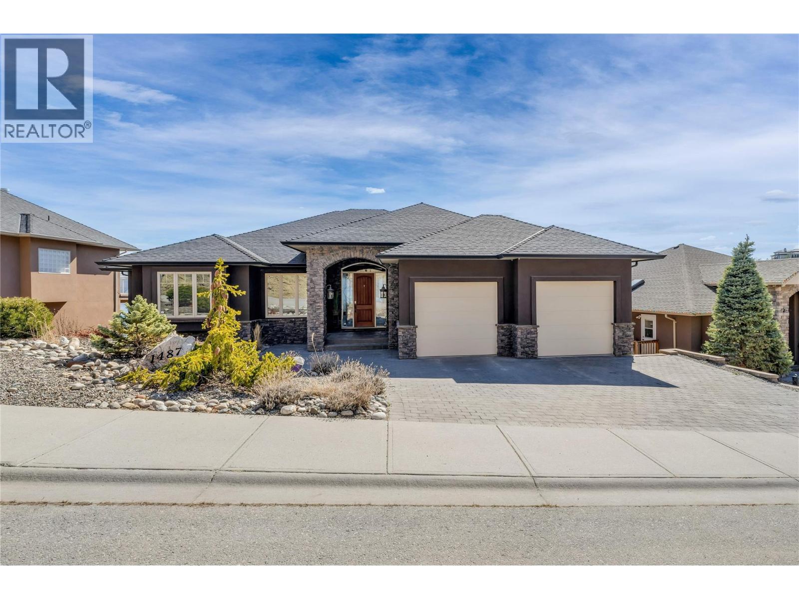 1487 Pinot Gris Drive Property Photo 3