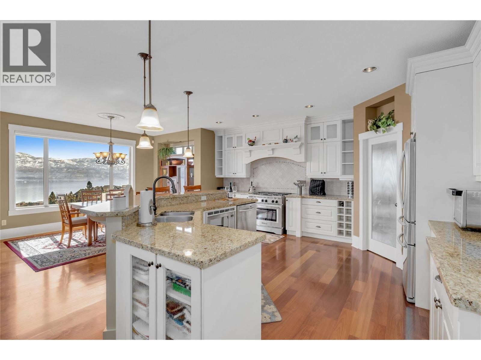 1487 Pinot Gris Drive Property Photo 12