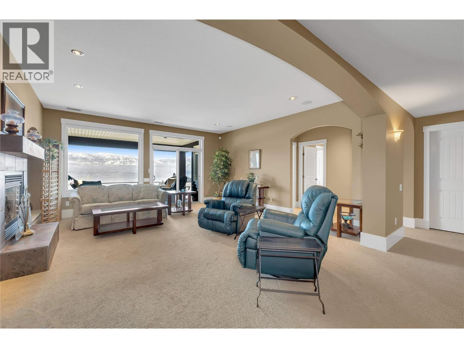 1487 Pinot Gris Drive Property Photo 35