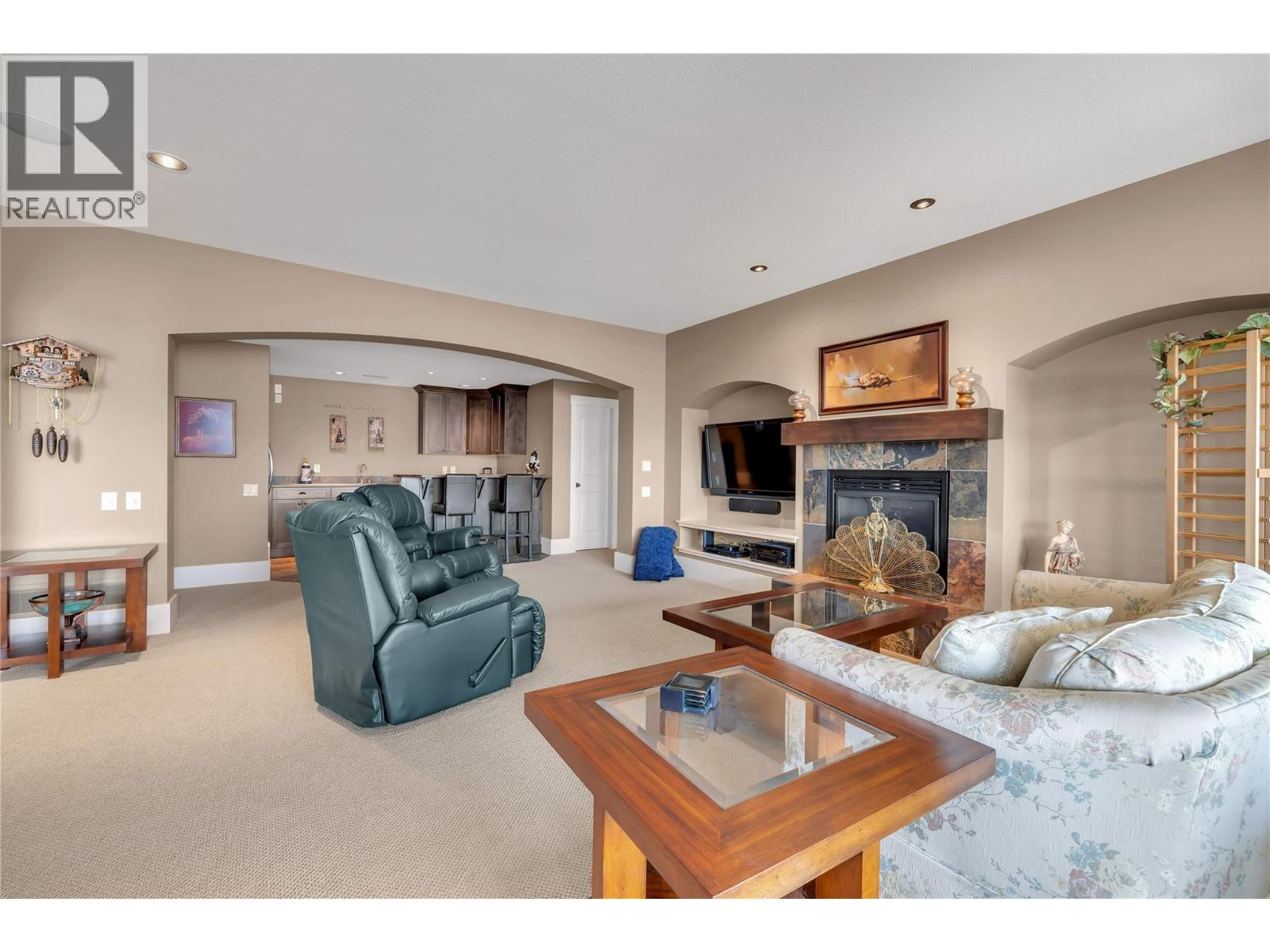 1487 Pinot Gris Drive Property Photo 36