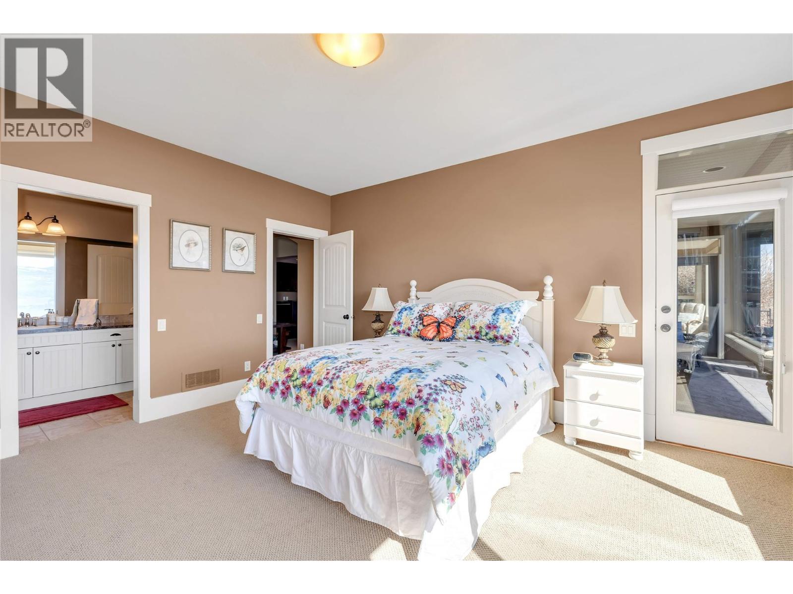1487 Pinot Gris Drive Property Photo 39