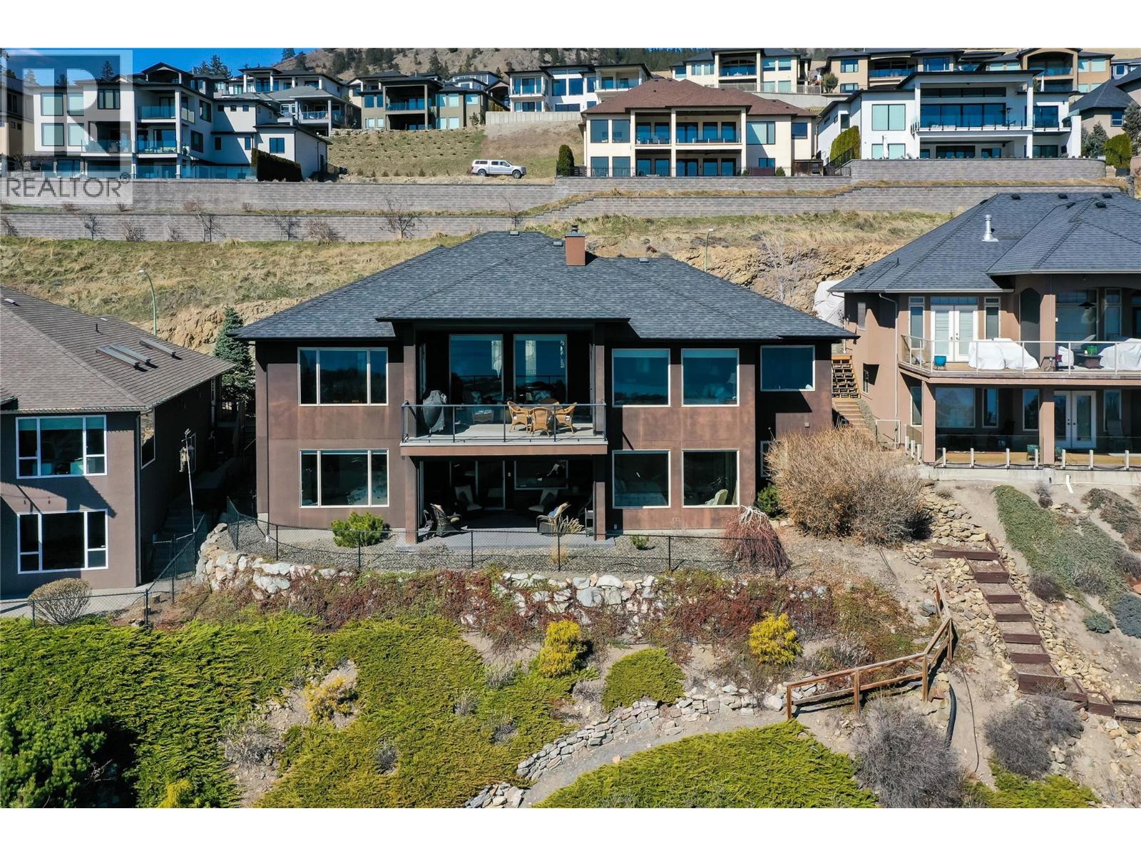 1487 Pinot Gris Drive Property Photo 45