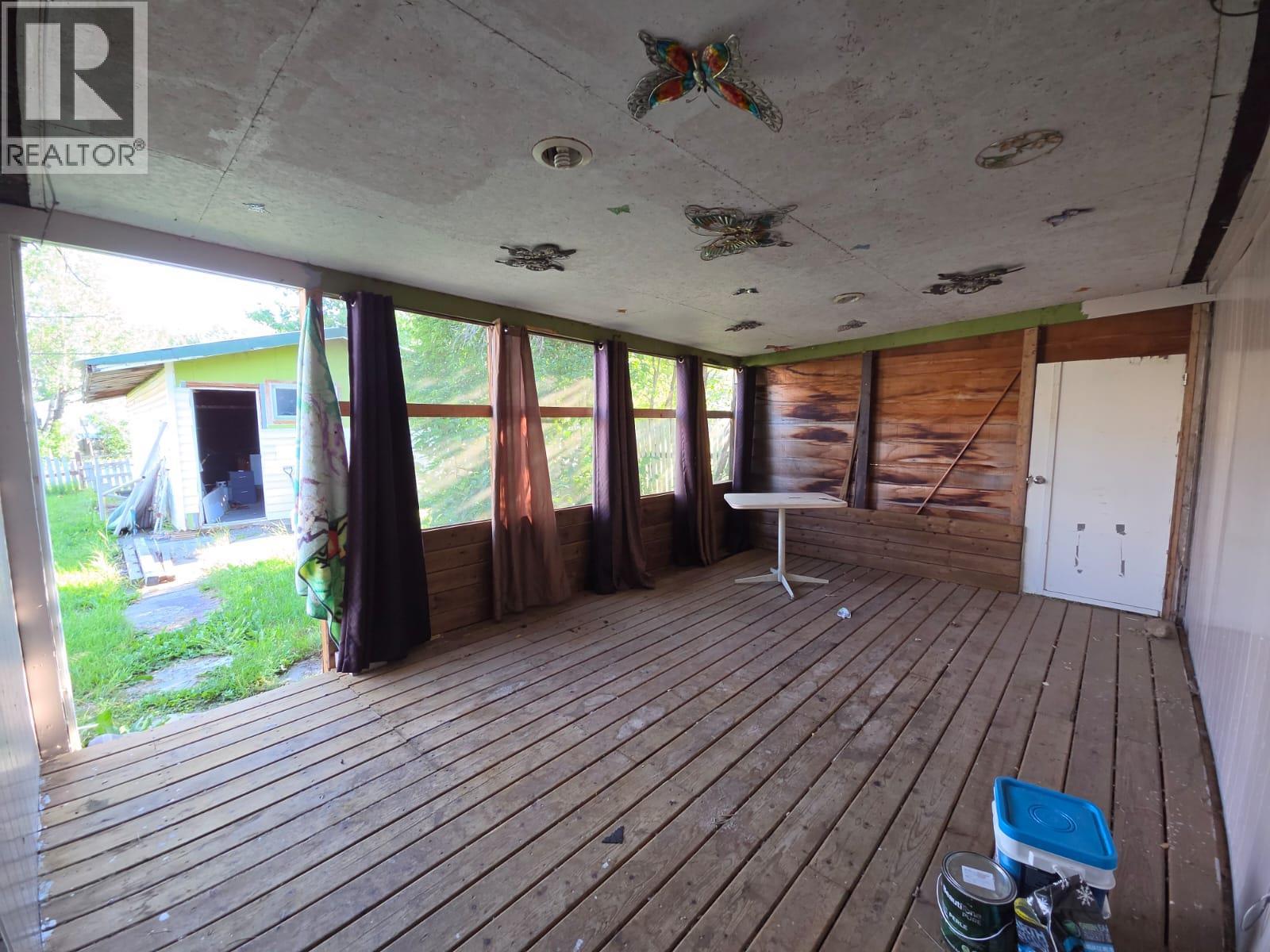 5208 47 Avenue Nw Property Photo 21